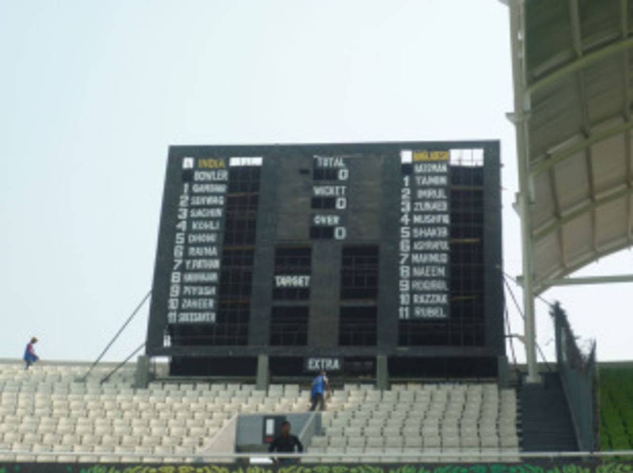 The scoreboard at the Shere Bangla National Stadium waits in eager anticipation for the opening game of the World Cup&nbsp;&nbsp;&bull;&nbsp;&nbsp;ESPNcricinfo Ltd