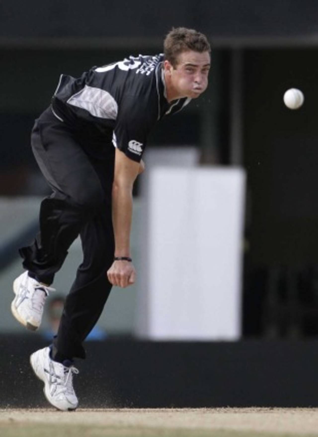 Tim Southee sends one down, Kenya v New Zealand, Group A, World Cup 2011, Chennai, February 20, 2011