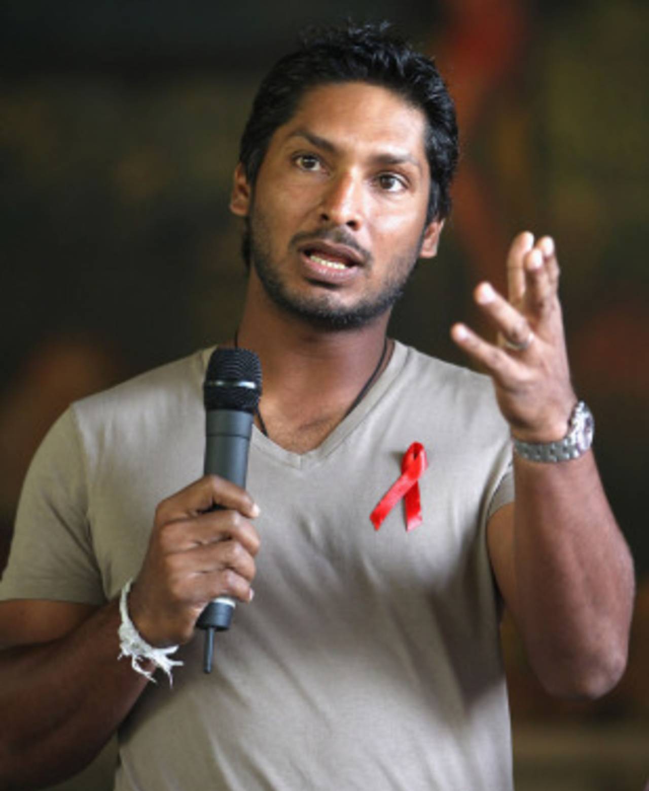 Kumar Sangakkara speaks at a UNAIDS campaign in Kandy, March 8, 2011