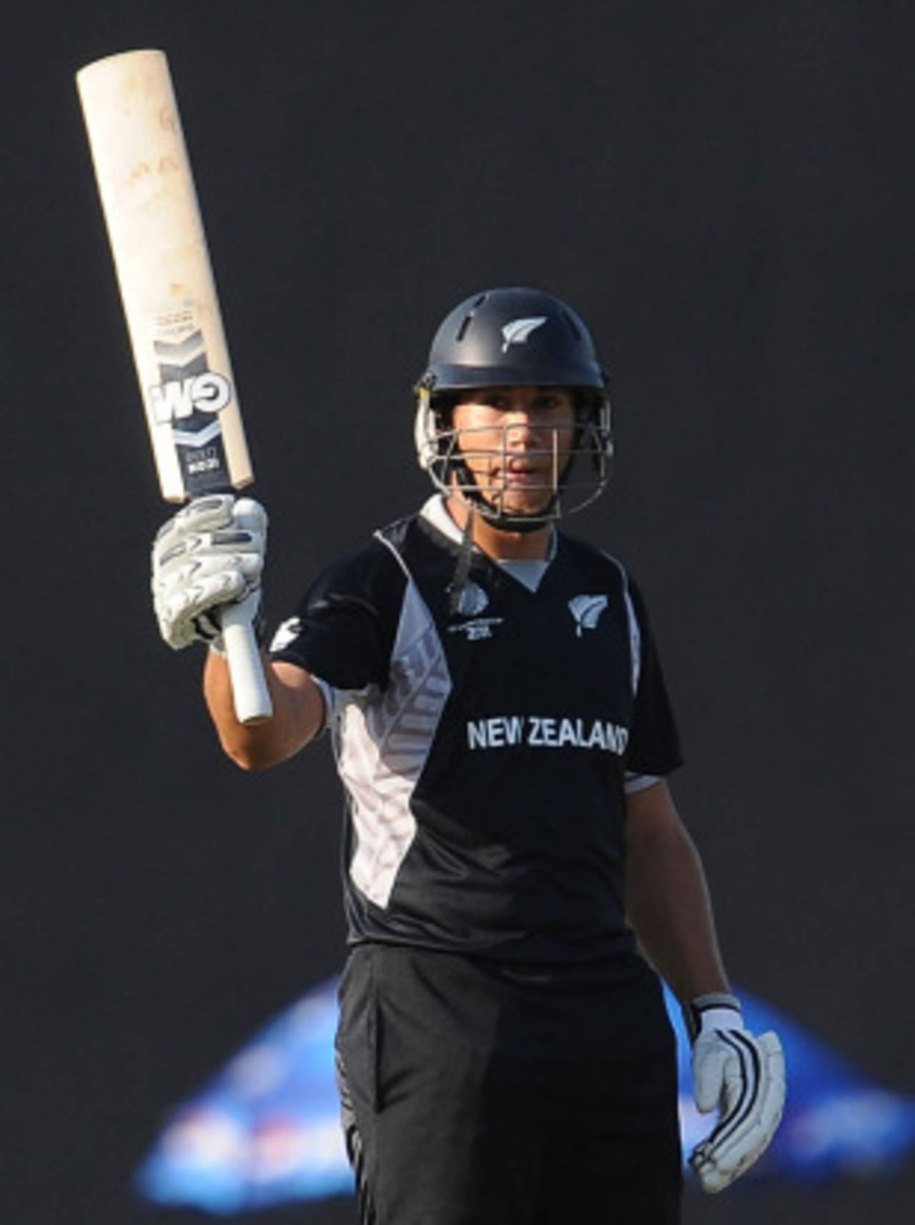 Ross Taylor completed a fifty off 78 balls after getting off to a scratchy start, New Zealand v Pakistan, Group A, World Cup, Pallekele, March 8, 2011