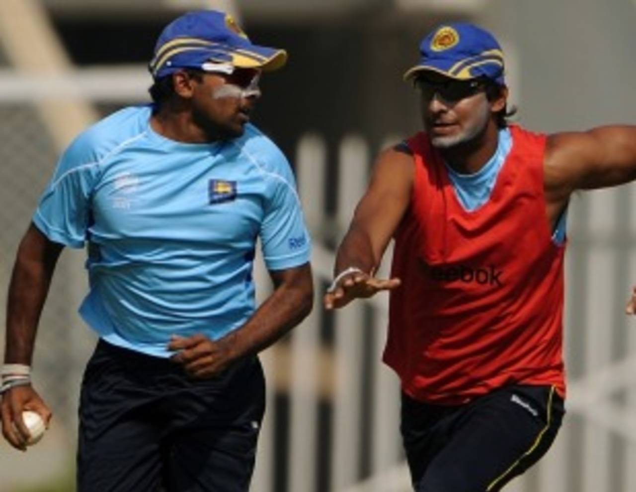 Kumar Sangakkara in pursuit of Mahela Jayawardene, World Cup, Mumbai, March 15, 2011