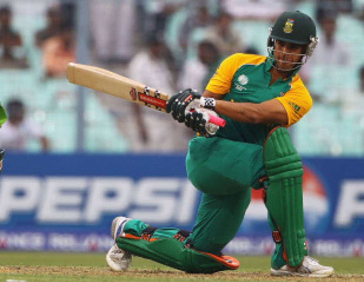 JP Duminy got to a fifty off 67 balls, Ireland v South Africa, Group B, World Cup, Kolkata, March 15, 2011