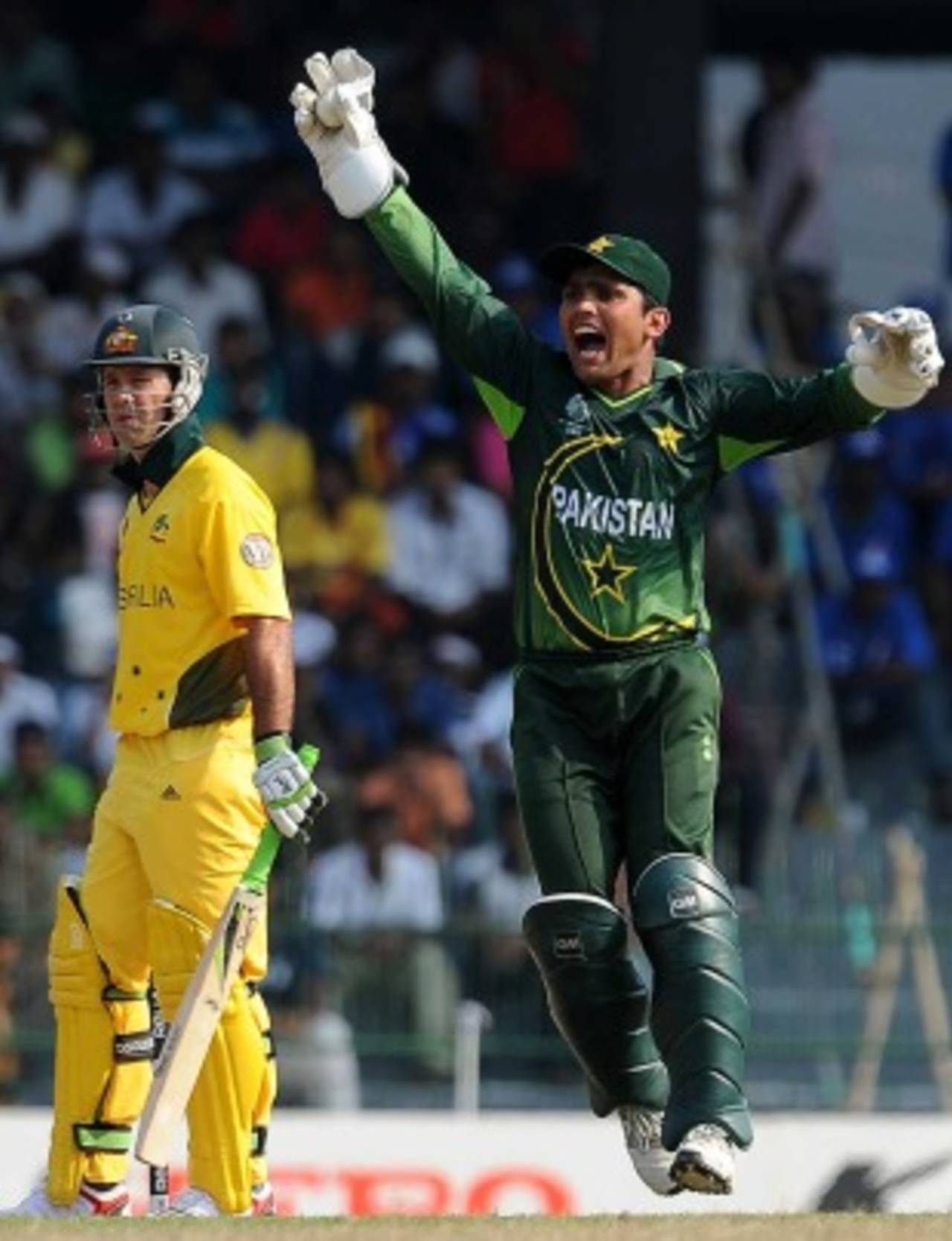 Kamran Akmal took a sharp catch to remove Ricky Ponting, Australia v Pakistan, Group A, World Cup 2011, Colombo, March 19, 2011