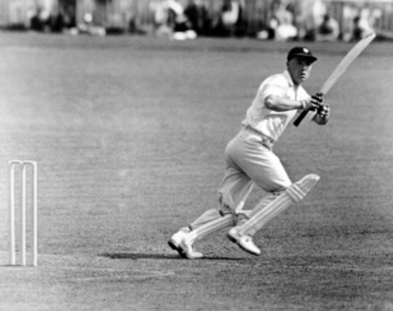 Martin Horton batting in the tour opener, Worcestershire v New Zealanders, Worcester, April 30, 1958