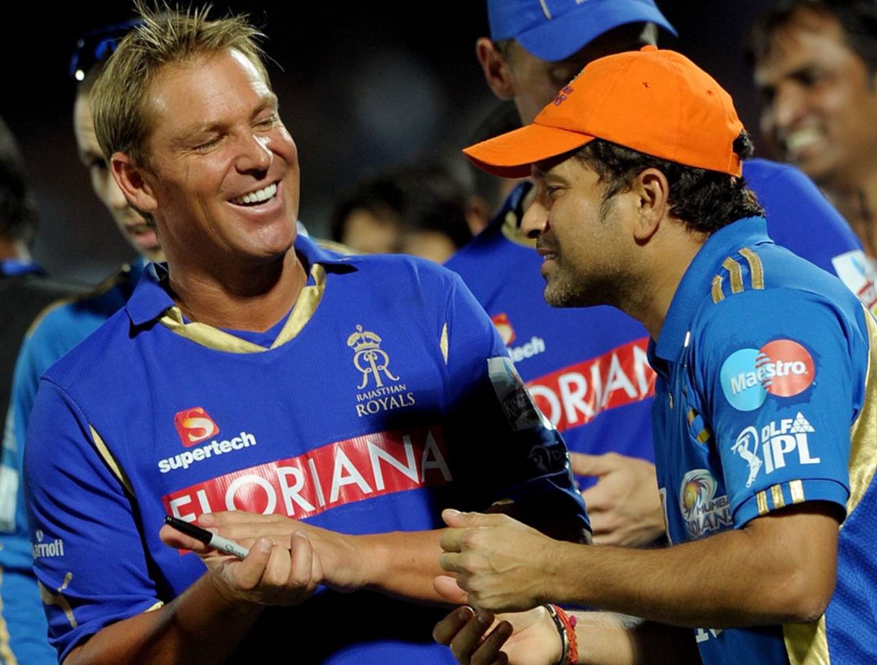 Shane Warne and Sachin Tendulkar share a light moment after the match, Rajasthan Royals v Mumbai Indians, IPL 2011, Jaipur, April 29, 2011