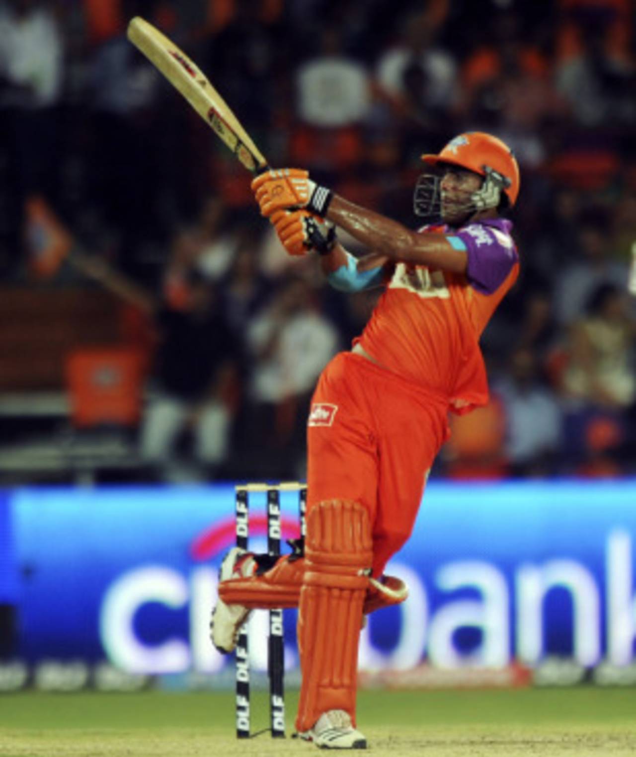 Ravindra Jadeja top scored for Kochi with 31, Kochi Tuskers Kerala v Delhi Daredevils, IPL 2011, Kochi, April 30, 2011