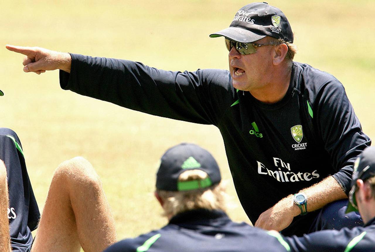 Australia's fielding coach, Mike Young, issues instructions, Grenada, April 18, 2007