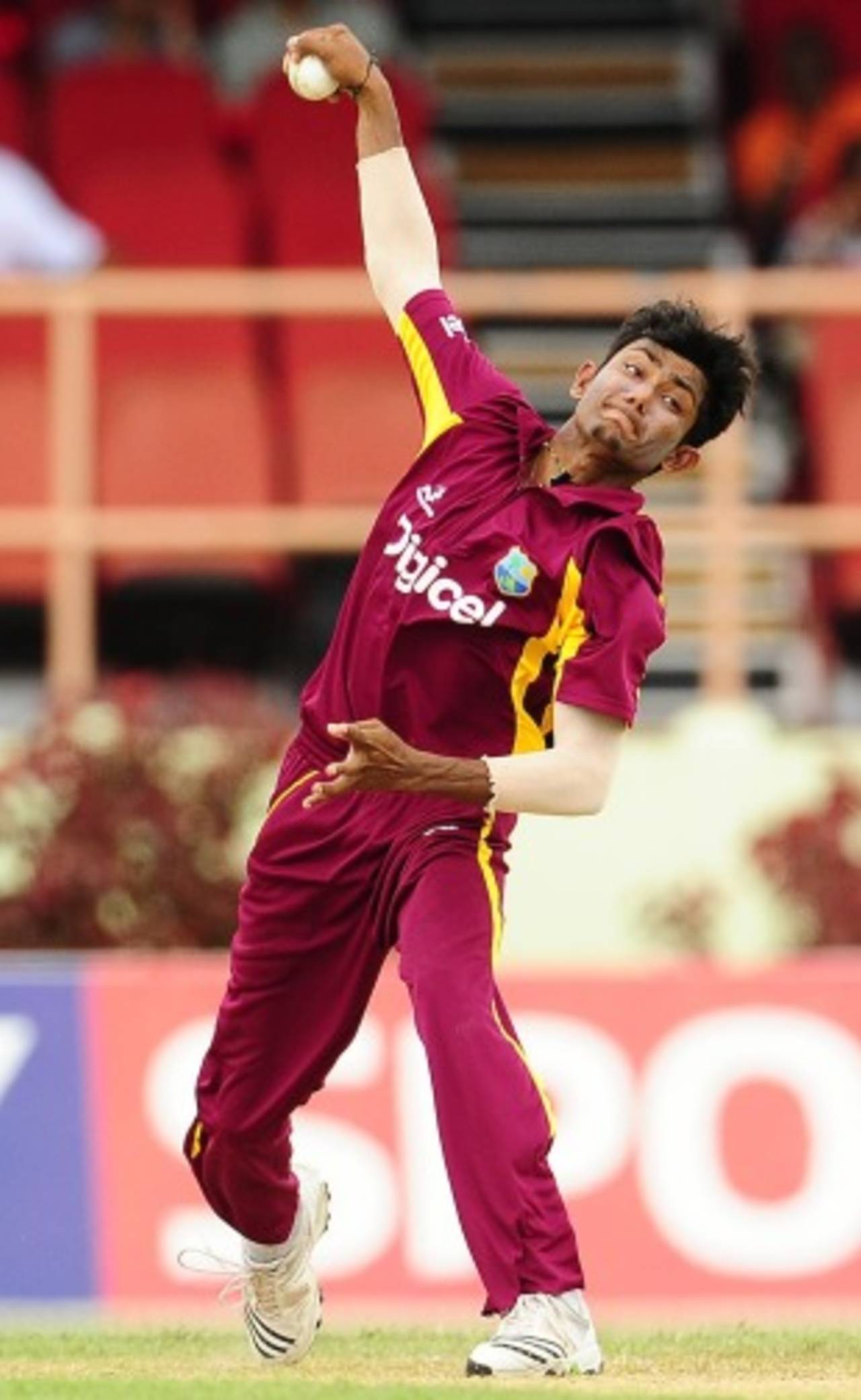 Devendra Bishoo prepares to let one rip, West Indies v Pakistan, 5th ODI, Providence, Guyana, May 5, 2011