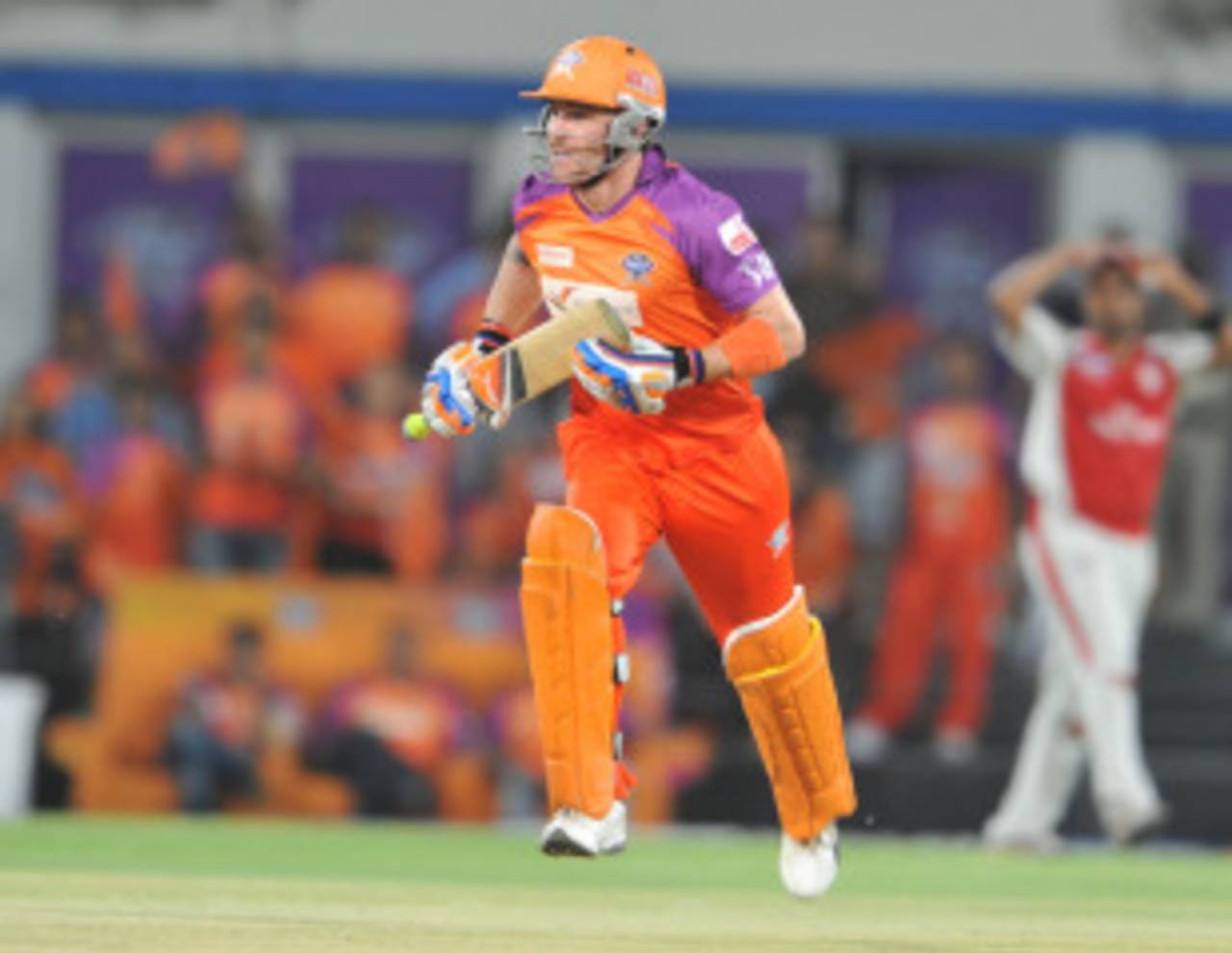 Brendon McCullum runs a single during his knock of 32, Kochi Tuskers Kerala v Kings XI Punjab, IPL 2011, Indore, May 13, 2011
