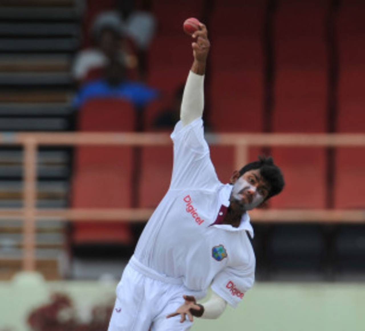 Devendra Bishoo made an impressive start to his Test career, West Indies v Pakistan, 1st Test, Providence, 2nd day, May 13, 2011