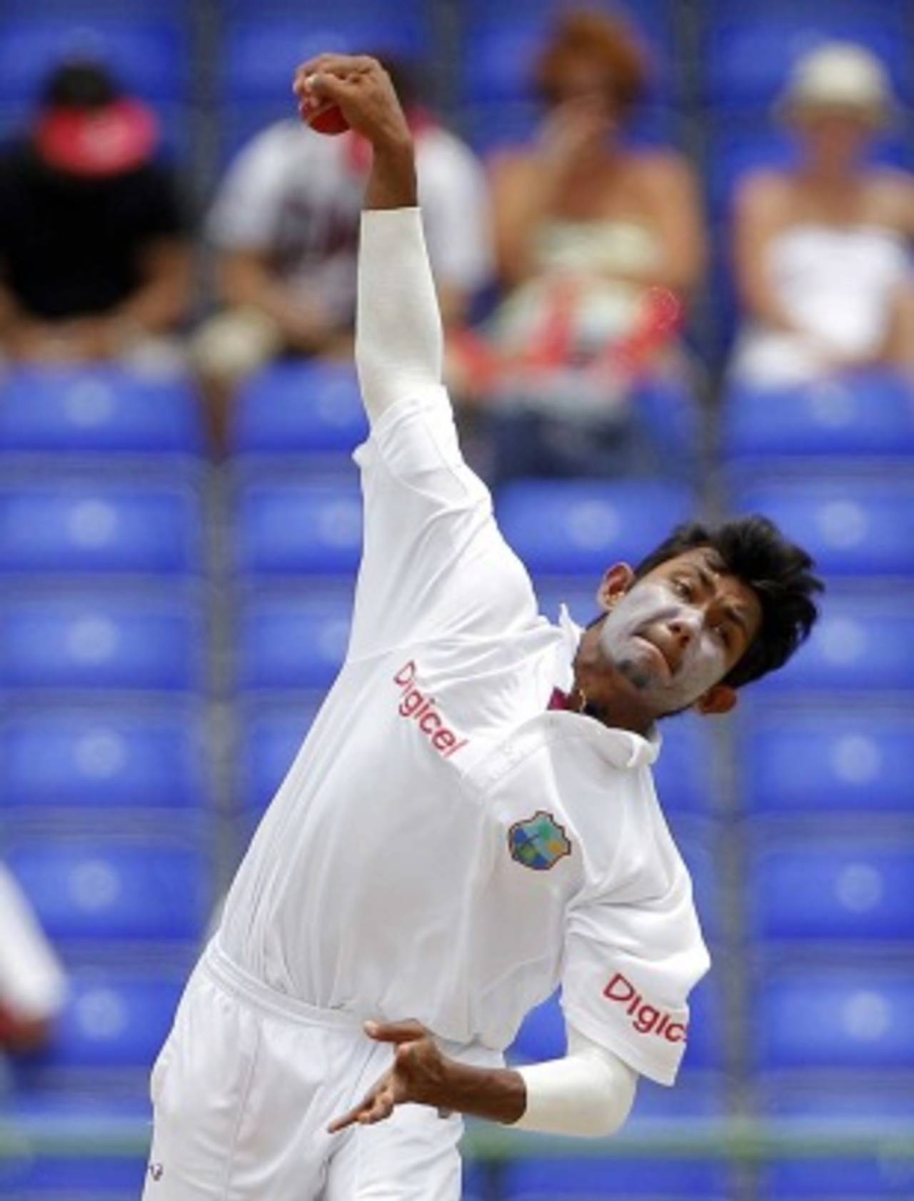 Devendra Bishoo lets it rip, West Indies v Pakistan, 2nd Test, 1st day, St Kitts, May 20, 2011