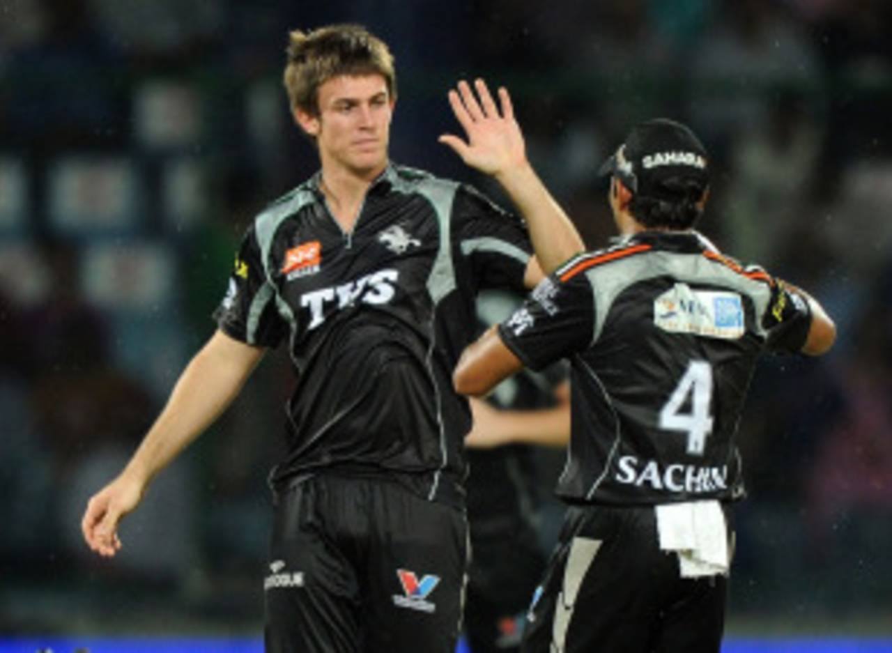 Mitchell Marsh is congratulated on dismissing Matthew Wade, Delhi Daredevils v Pune Warriors, IPL 2011, Delhi, May 21, 2011 