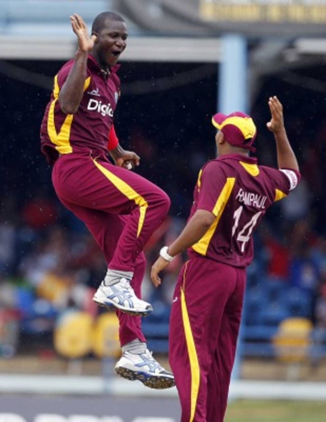 Darren Sammy's four-for gave West Indies early control, but they let India recover too easily&nbsp;&nbsp;&bull;&nbsp;&nbsp;Associated Press