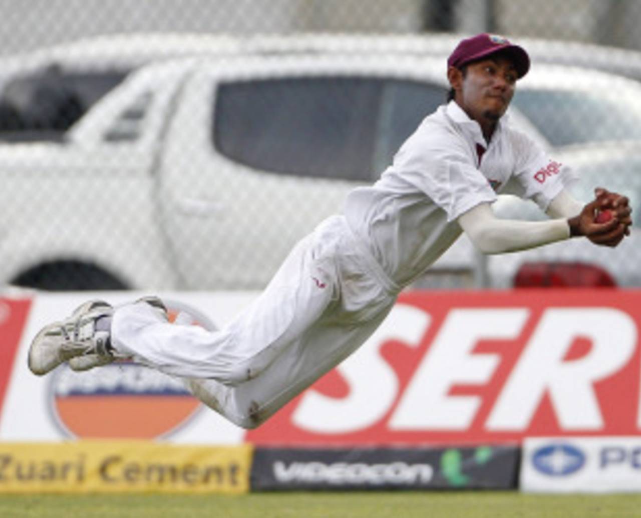 Devendra Bishoo completes a stunning catch, West Indies v India, 1st day, 1st Test, Kingston, June 20, 2011