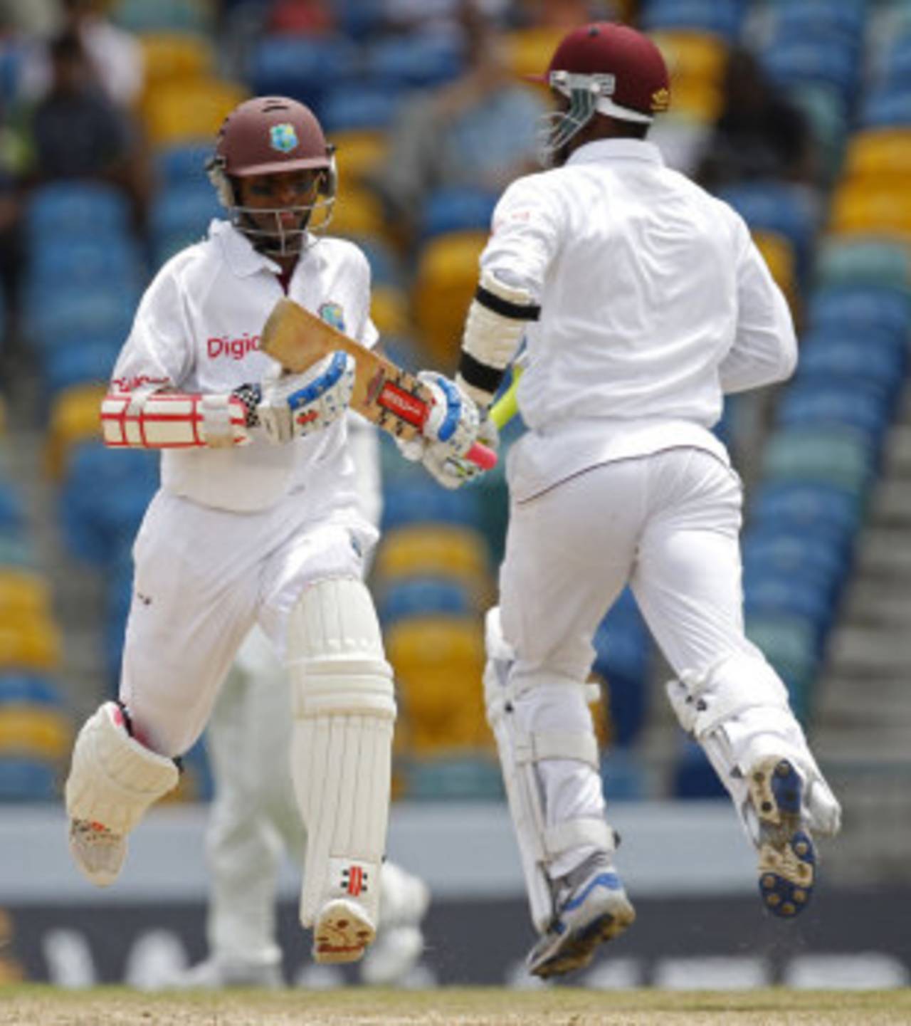 Shivnarine Chanderpaul and Marlon Samuels scamper between the wickets, West Indies v India, 2nd Test, Bridgetown, 2nd day, June 29, 2011 