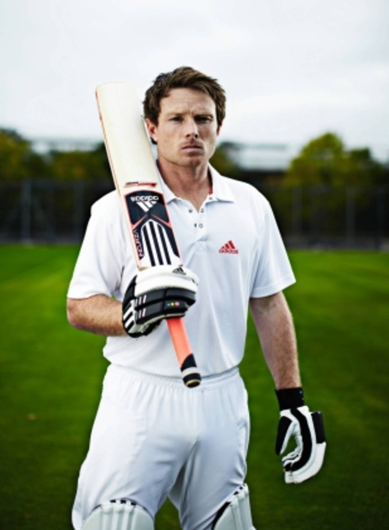 Ian Bell poses with the new Adidas Incurza bat, July 18 2011