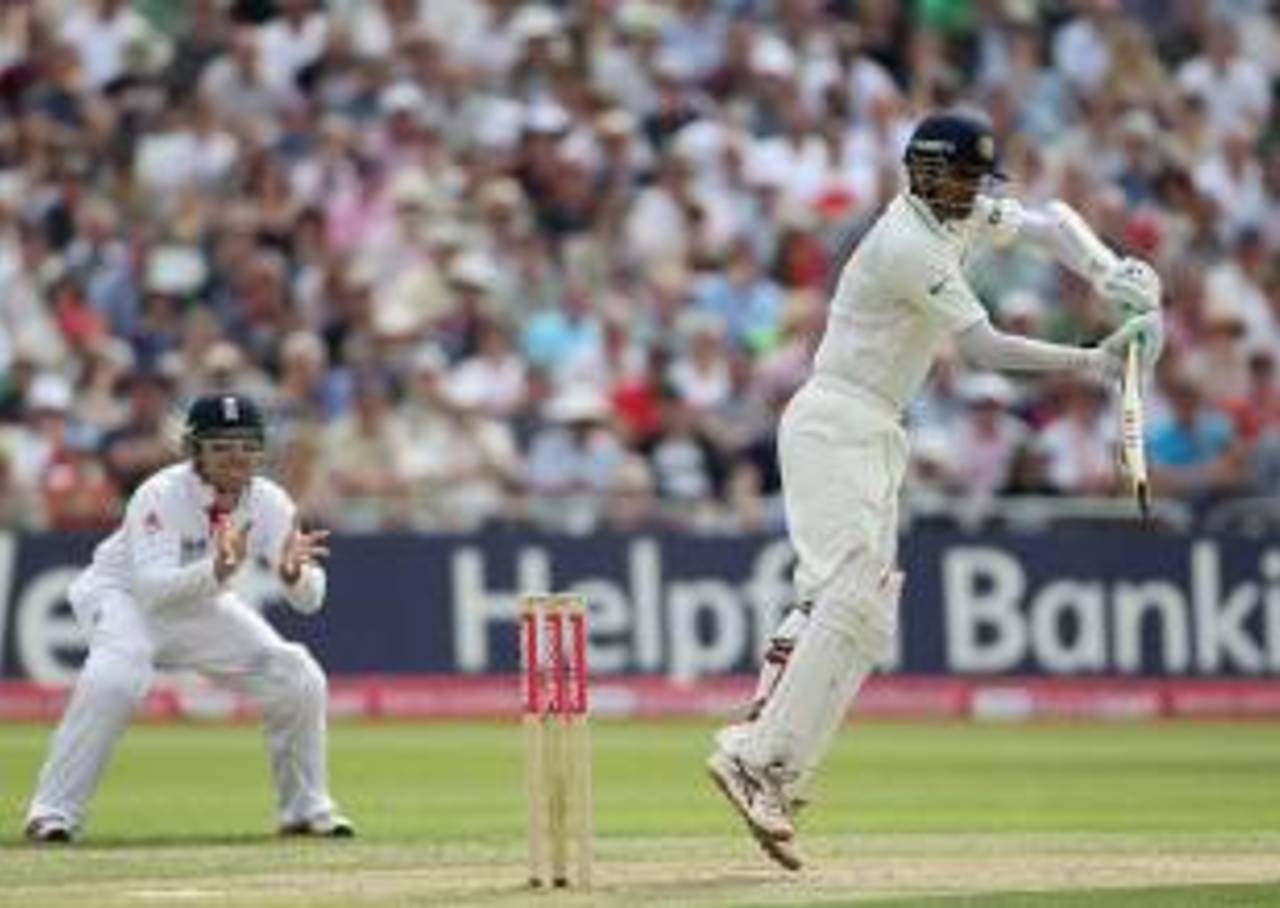 Rahul Dravid pushes one into the off side, England v India, 2nd npower Test, Trent Bridge, 2nd day, July 30, 2011
