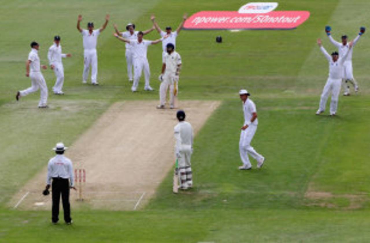 England are convinced they have VVS Laxman caught behind, England v India, 2nd npower Test, Trent Bridge, 2nd day, July 30, 2011