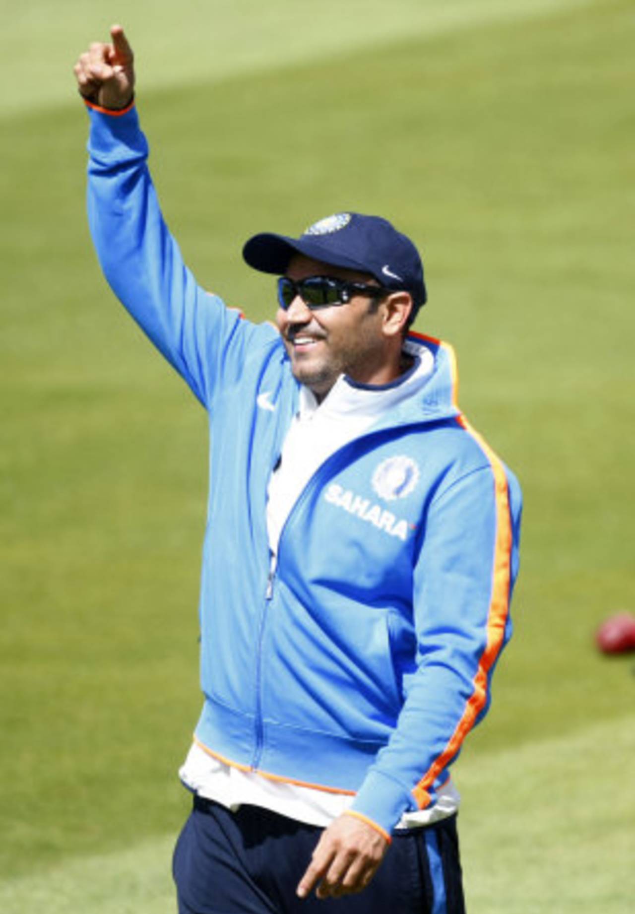 Virender Sehwag takes part in India's practice, Edgbaston, August 9, 2011