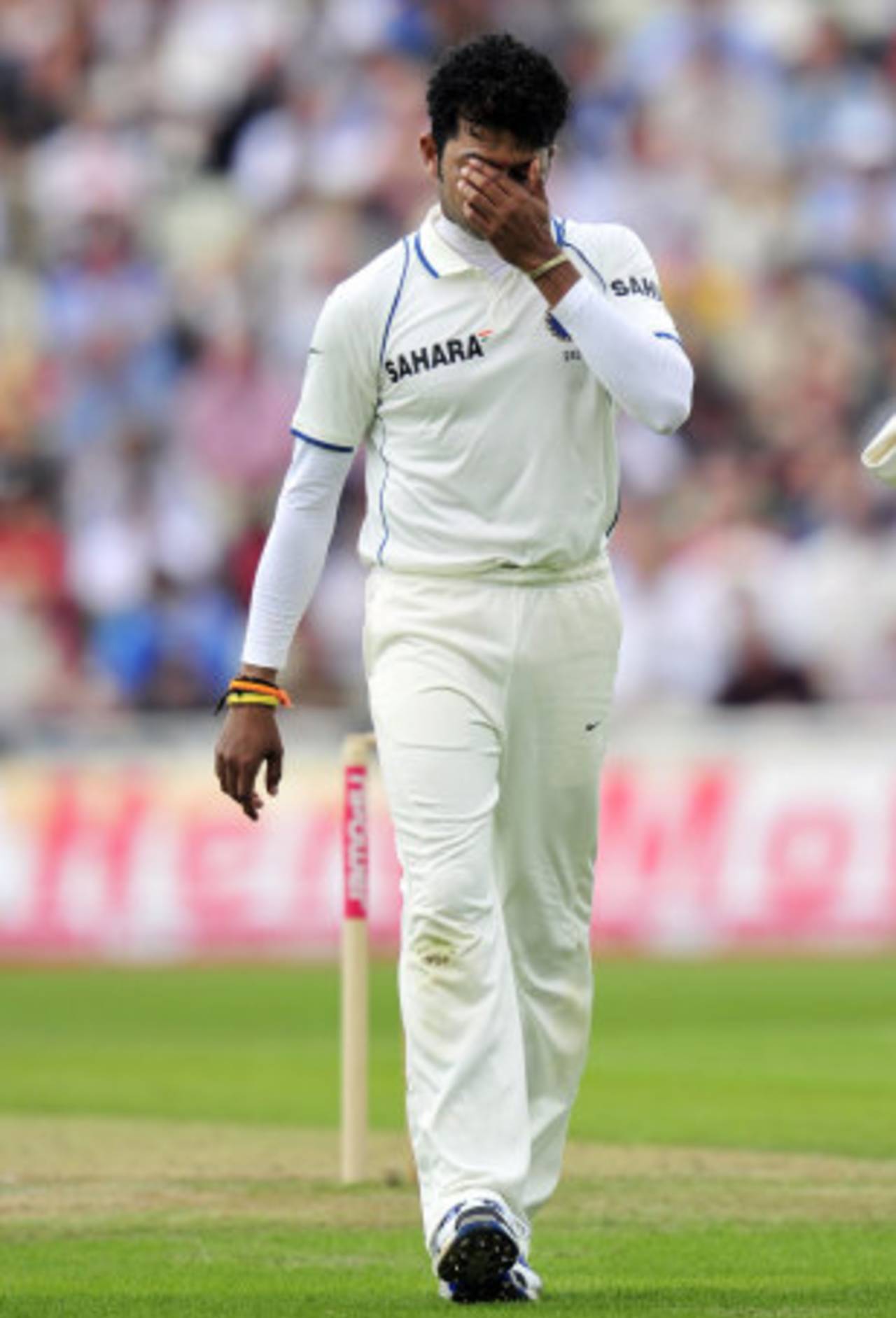 Sreesanth shows his disappointment on a difficult day, England v India, 3rd npower Test, Edgbaston, 2nd day, August 11, 2011