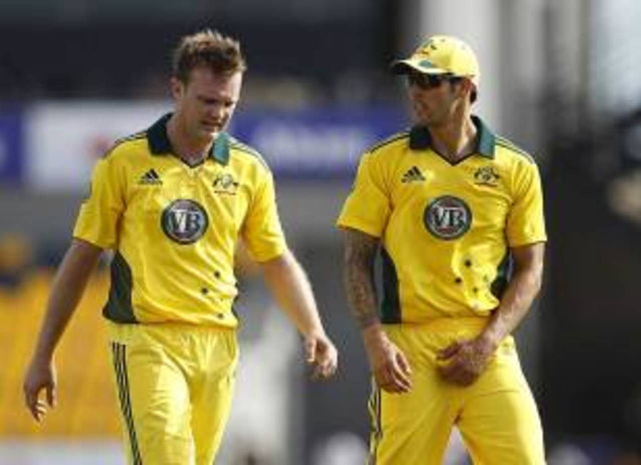Doug Bollinger has a word with Mitchell Johnson, Sri Lanka v Australia, 2nd ODI, Hambantota, August 14, 2011