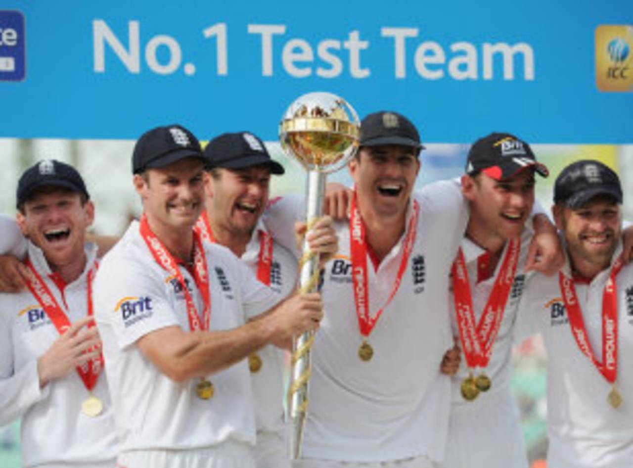 Downhill from here: England celebrate going No. 1 in the Test rankings after whitewashing India 4-0 in 2011&nbsp;&nbsp;&bull;&nbsp;&nbsp;Getty Images