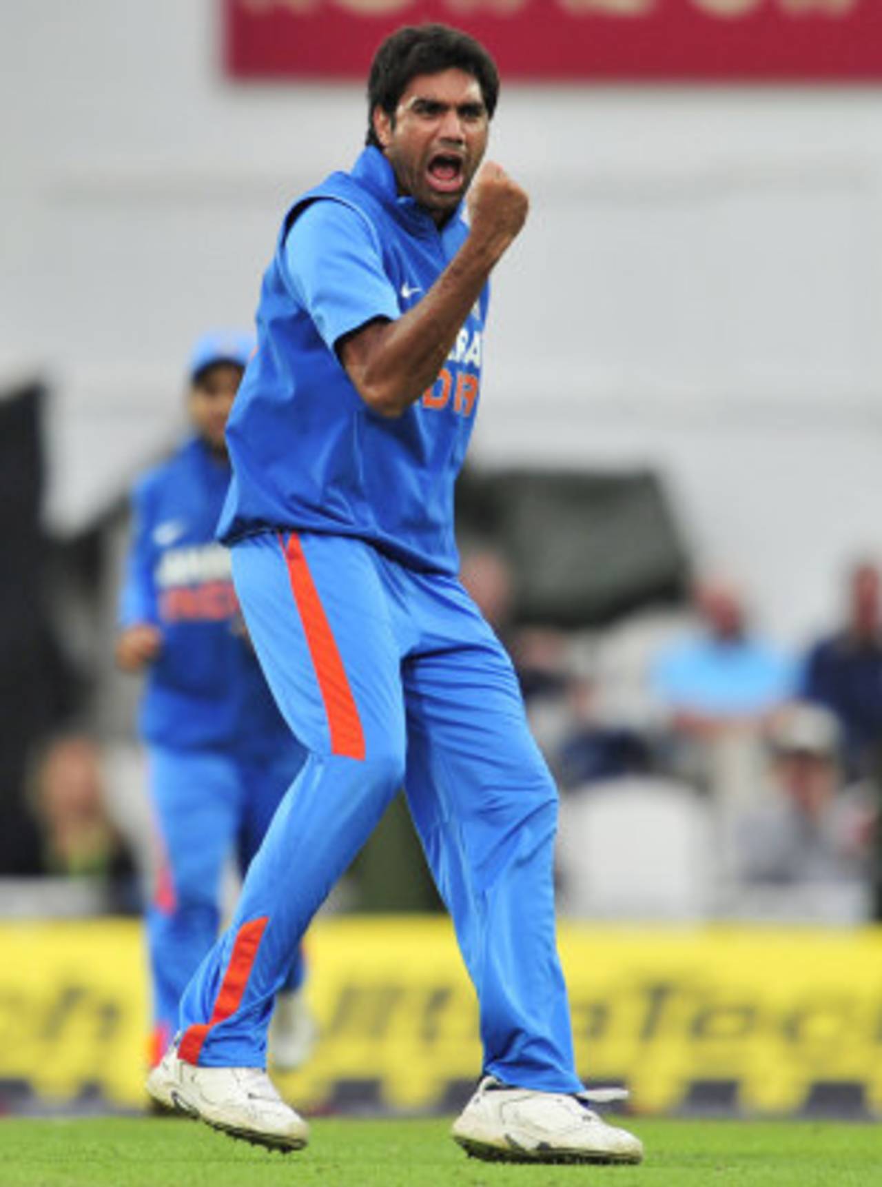 Munaf Patel celebrates after removing Alastair Cook, England v India, 3rd ODI, The Oval, September 9, 2011