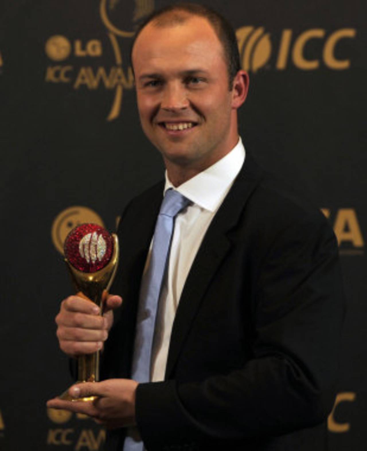 Jonathan Trott with his ICC Cricketer of the Year award&nbsp;&nbsp;&bull;&nbsp;&nbsp;Associated Press
