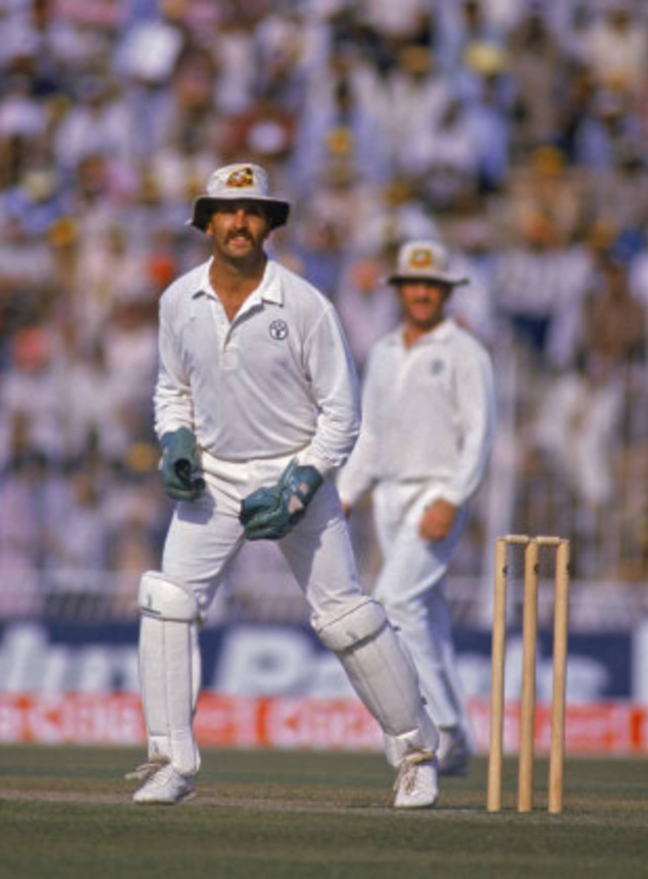 Greg Dyer waits for a return from the outfield, Pakistan v Australia, World Cup semi-final, Lahore, November 4, 1987