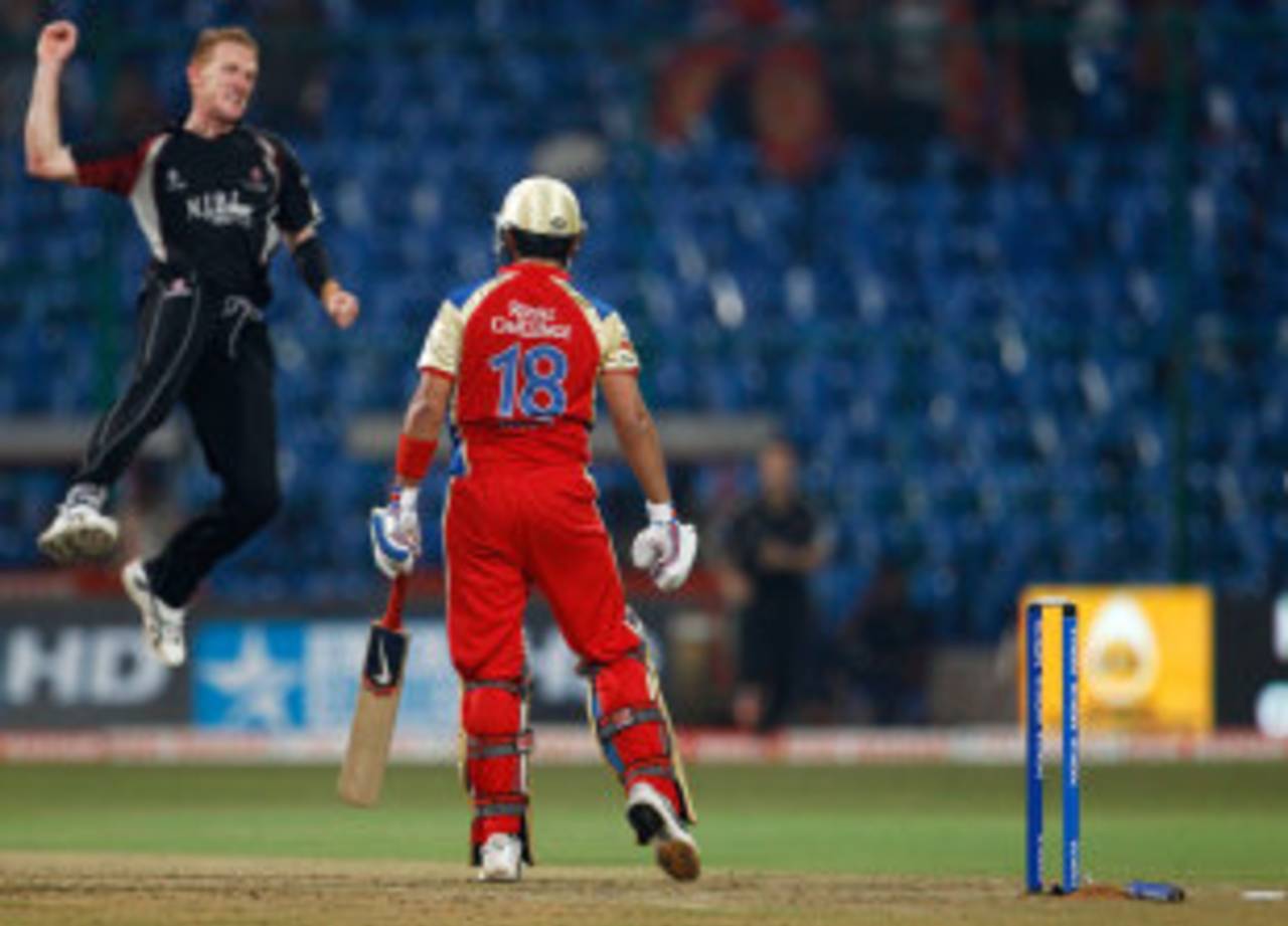 Steve Kirby exults after bowling Virat Kohli, Royal Challengers Bangalore v Somerset, Champions League Twenty20, Bangalore, October 3, 2011

