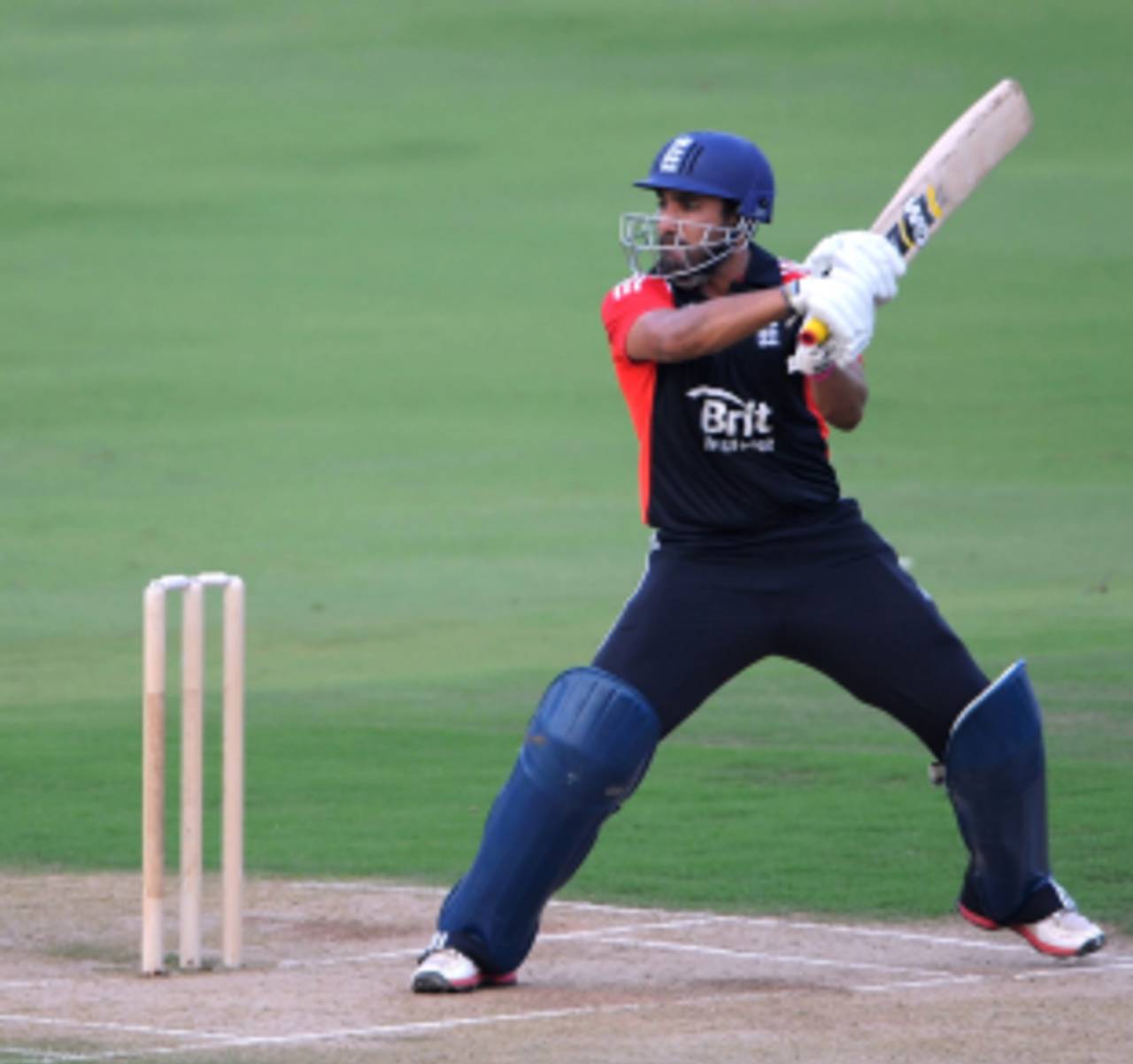 Ravi Bopara's 73 was crucial to England XI's win against Hyderabad&nbsp;&nbsp;&bull;&nbsp;&nbsp;Getty Images