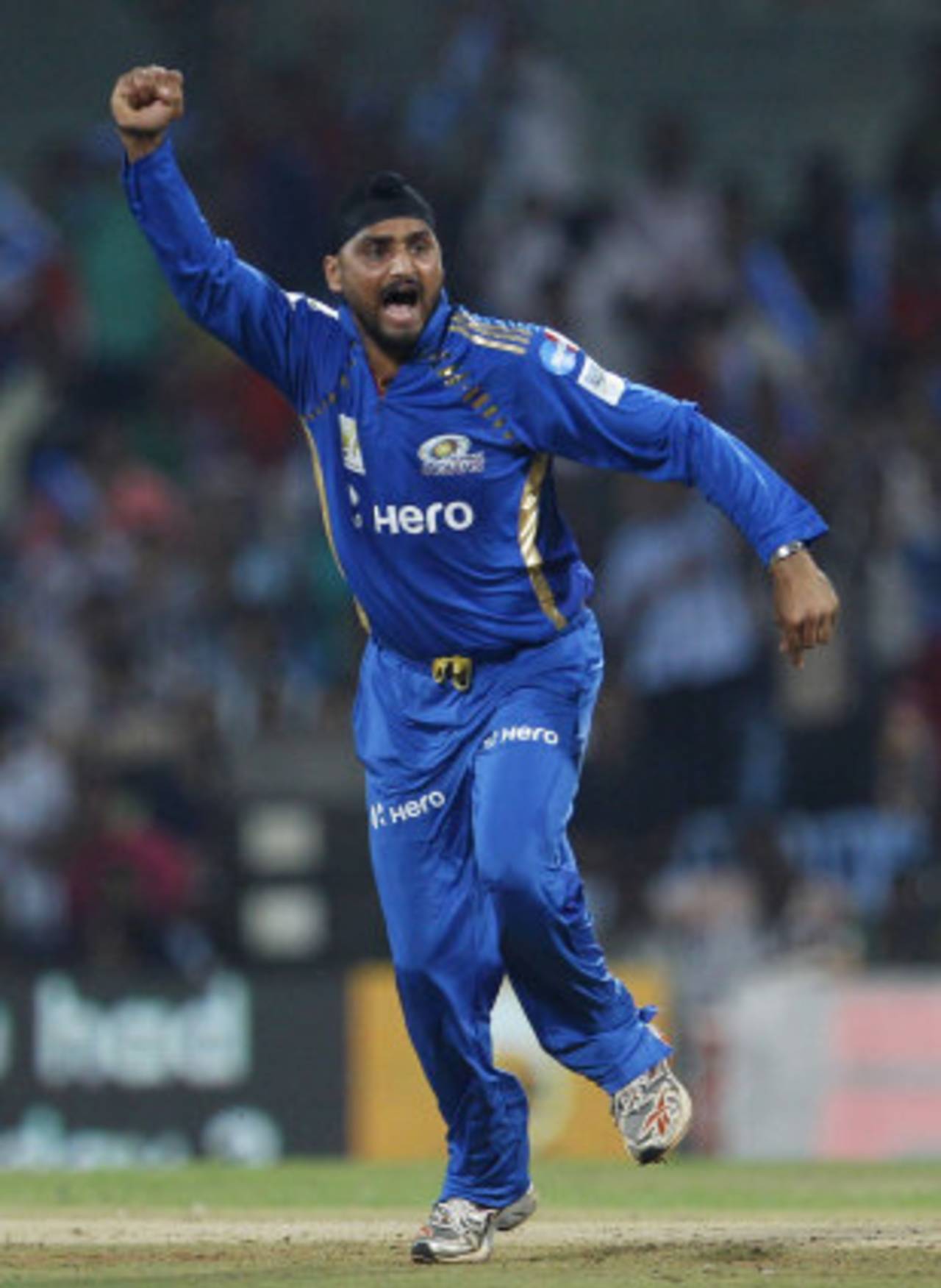 Harbhajan Singh celebrates the dismissal of Chris Gayle, Mumbai Indians v RCB, CLT20 final, Chennai, October 9, 2011