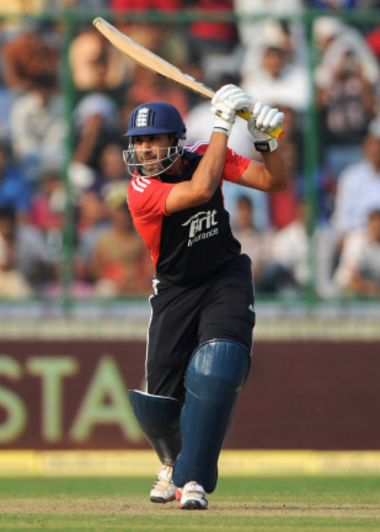 Ravi Bopara helped to add 73 for the fourth wicket, India v England, 2nd ODI, Delhi, October 17 2011