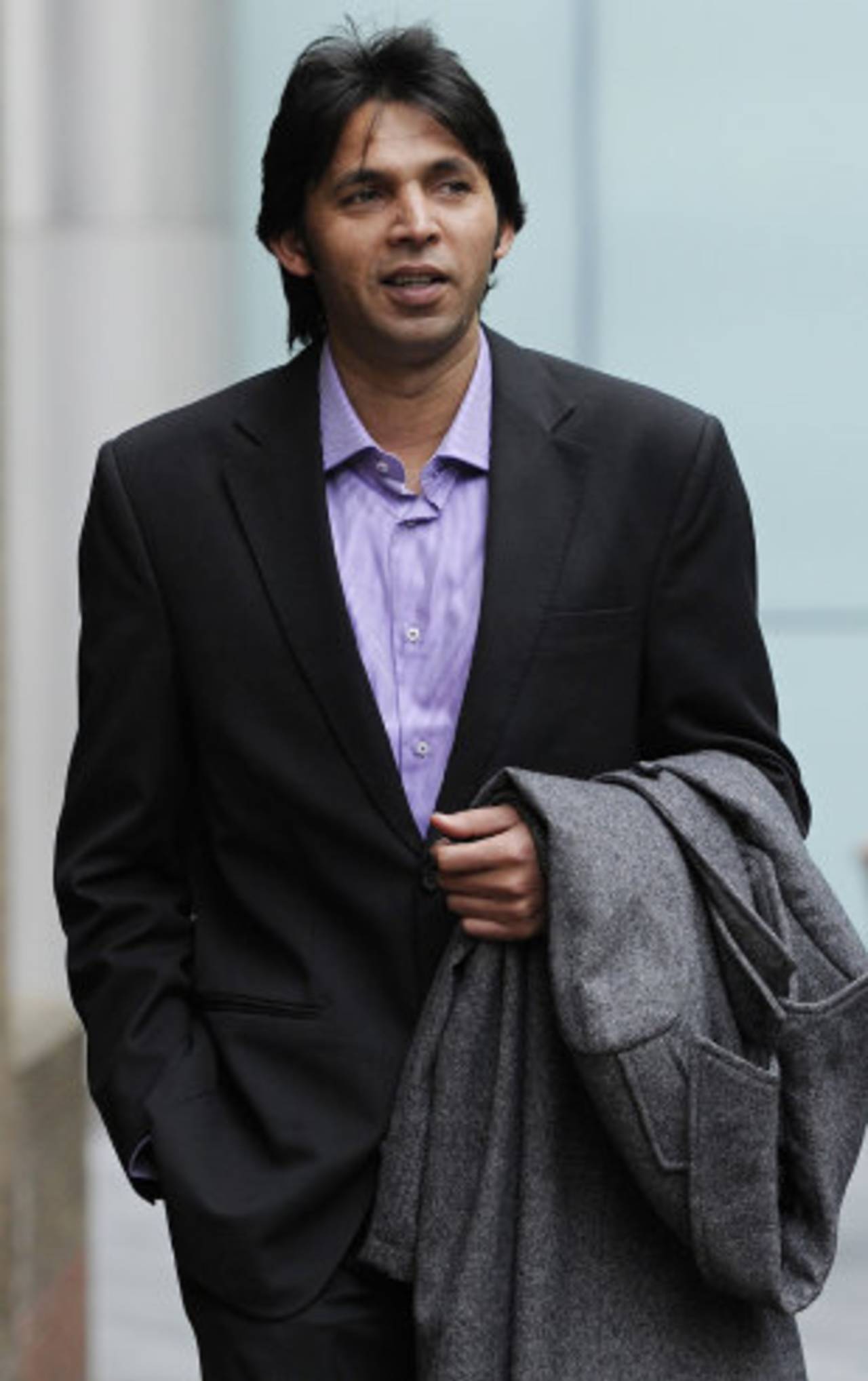 Mohammad Asif outside the Southwark Crown Court, London, October 31, 2011