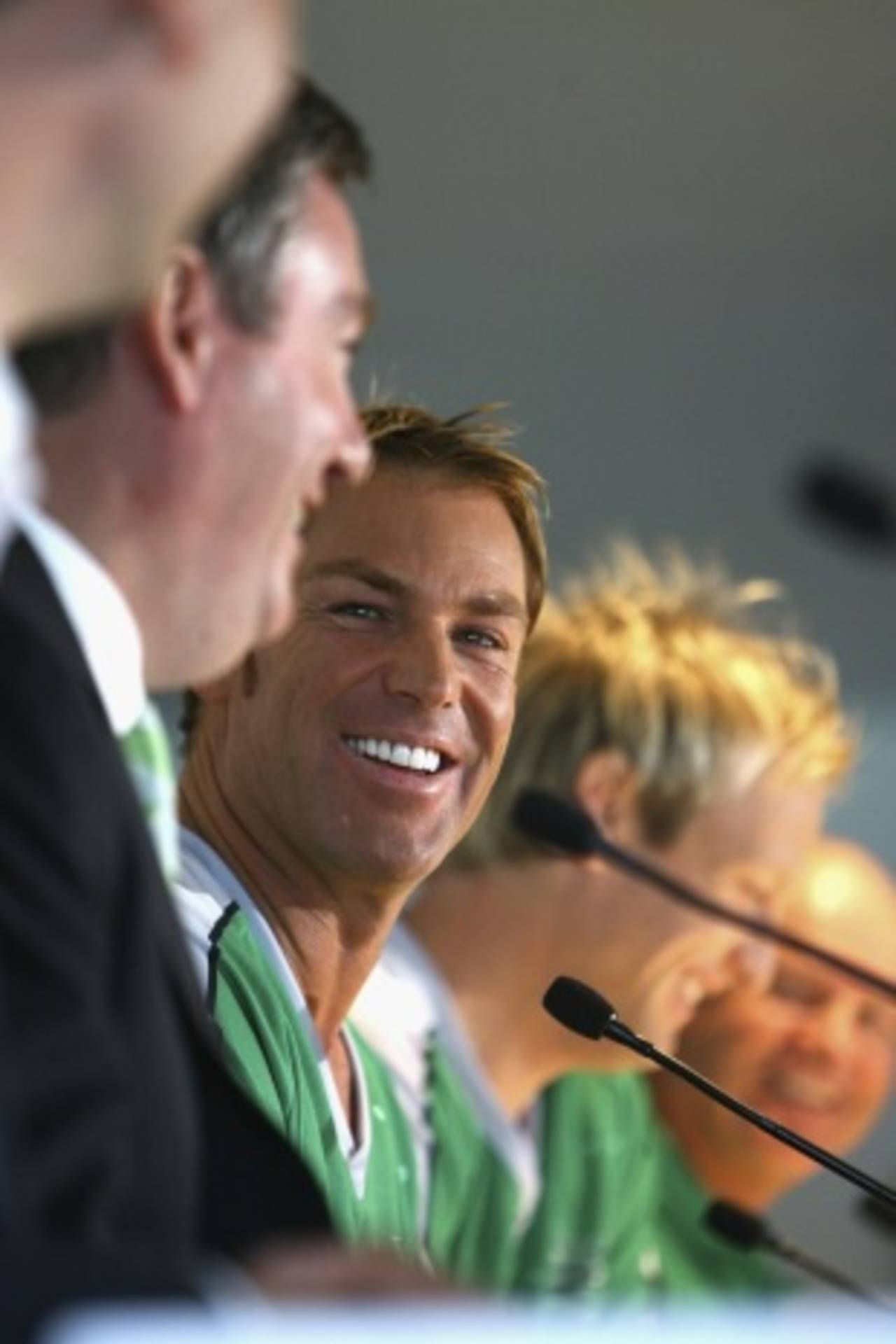 Shane Warne speaks after confirming his return to cricket in the BBL, Melbourne, November 8 2011