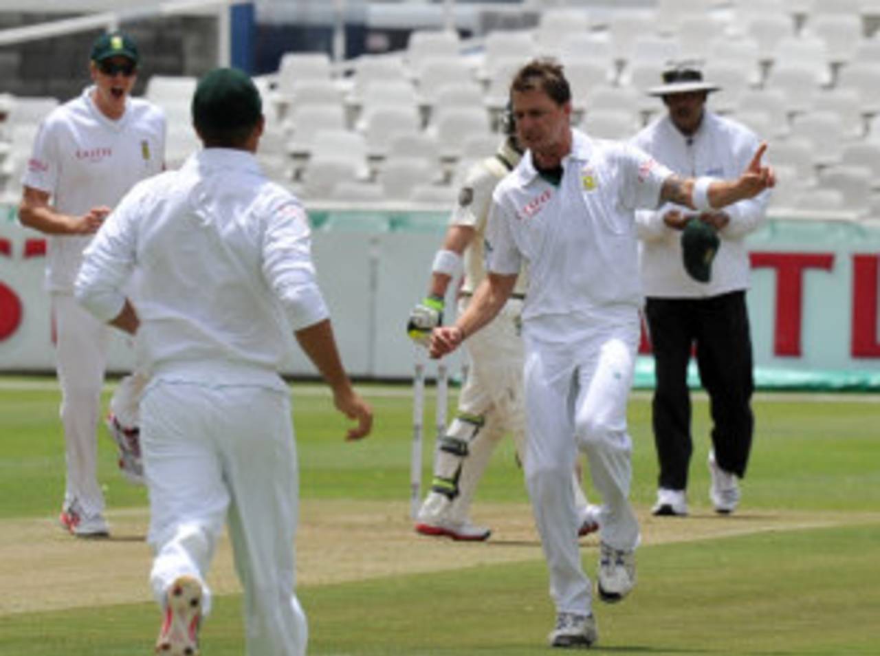 Dale Steyn is pumped up after dismissing Shane Watson, South Africa v Australia, 1st Test, Cape Town, 1st day, November 9, 2011