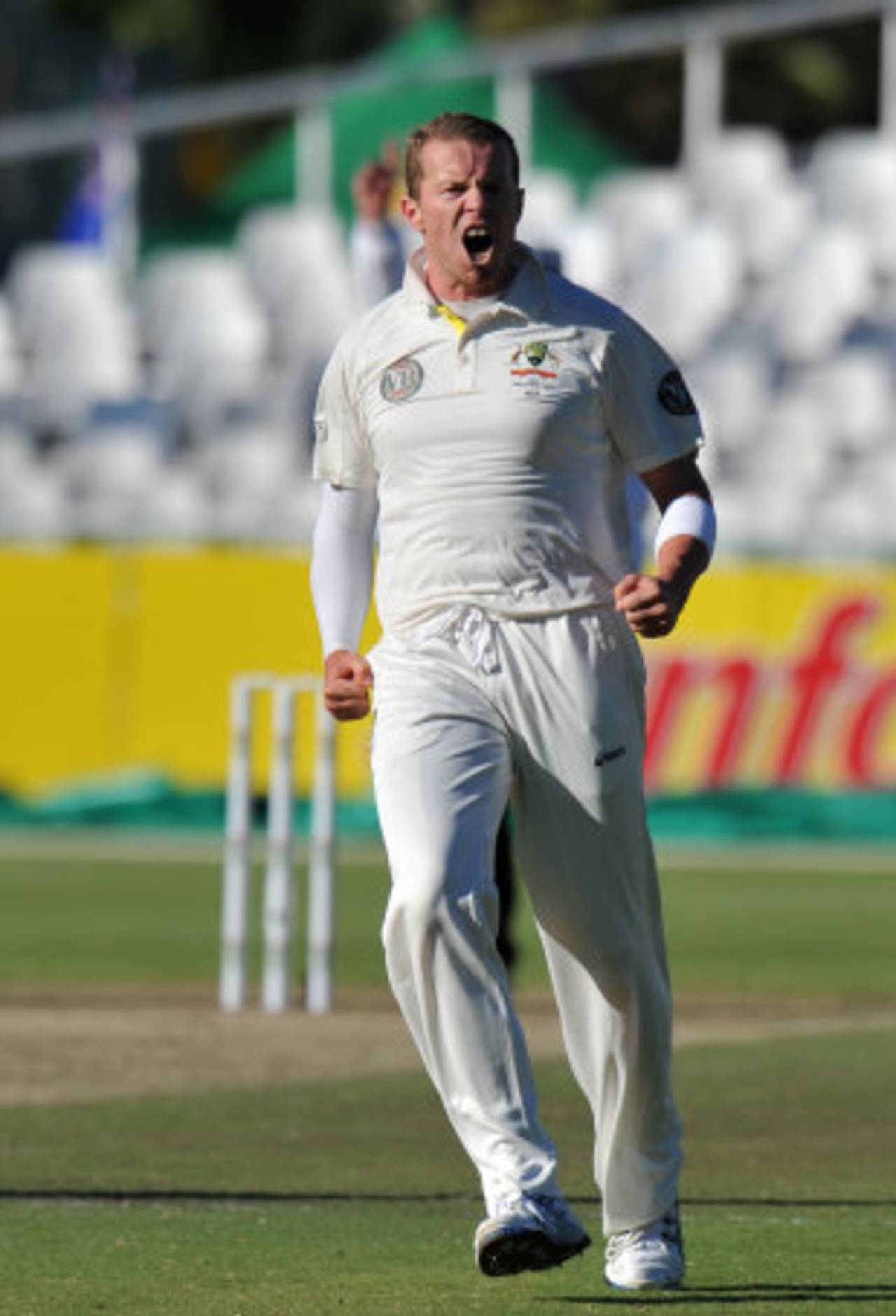 Peter Siddle is pumped up after dismissing Jacques Rudolph, South Africa v Australia, 1st Test, Cape Town, 2nd day, November 10, 2011