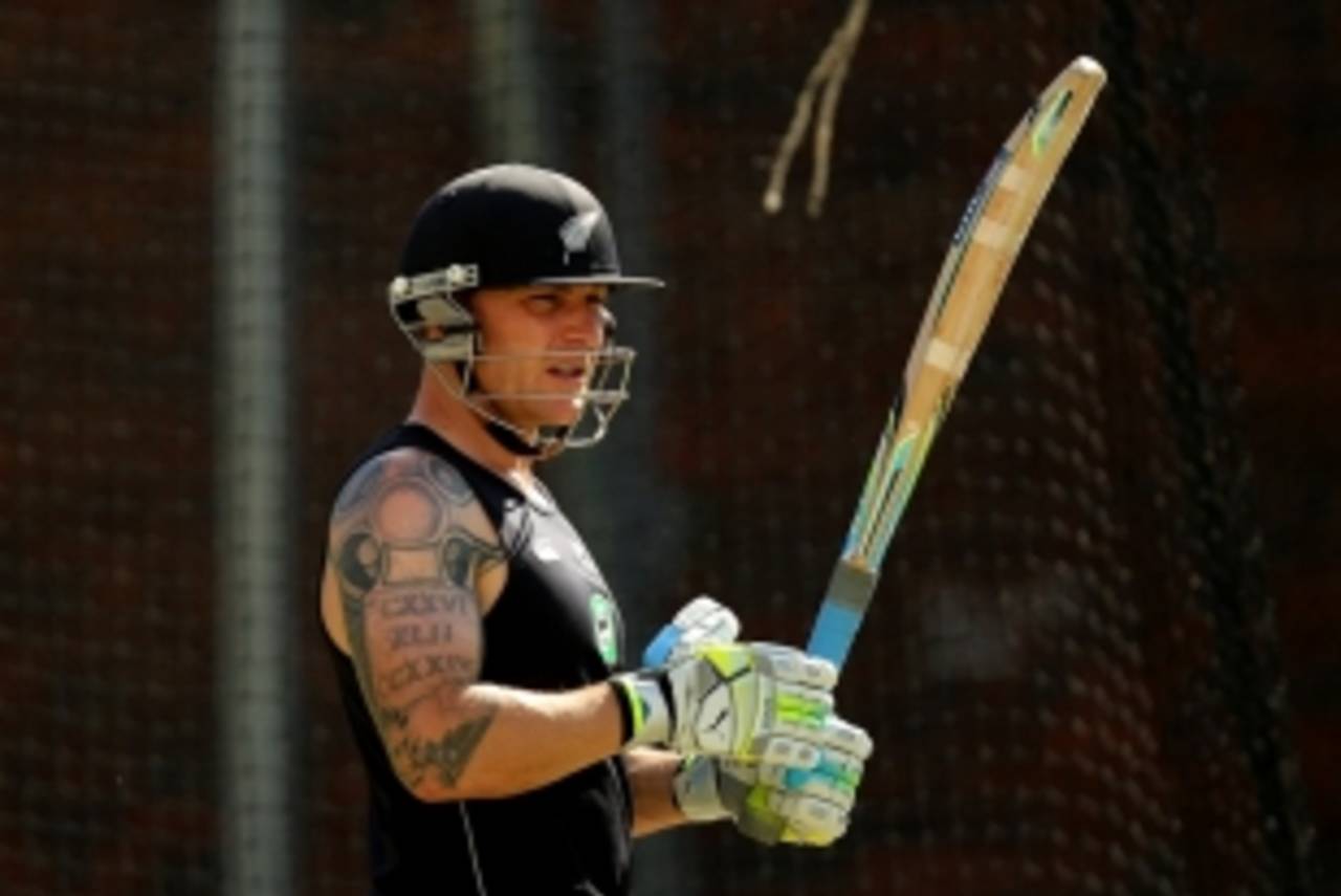 Brendon McCullum in the nets, Brisbane, November 29, 2011
