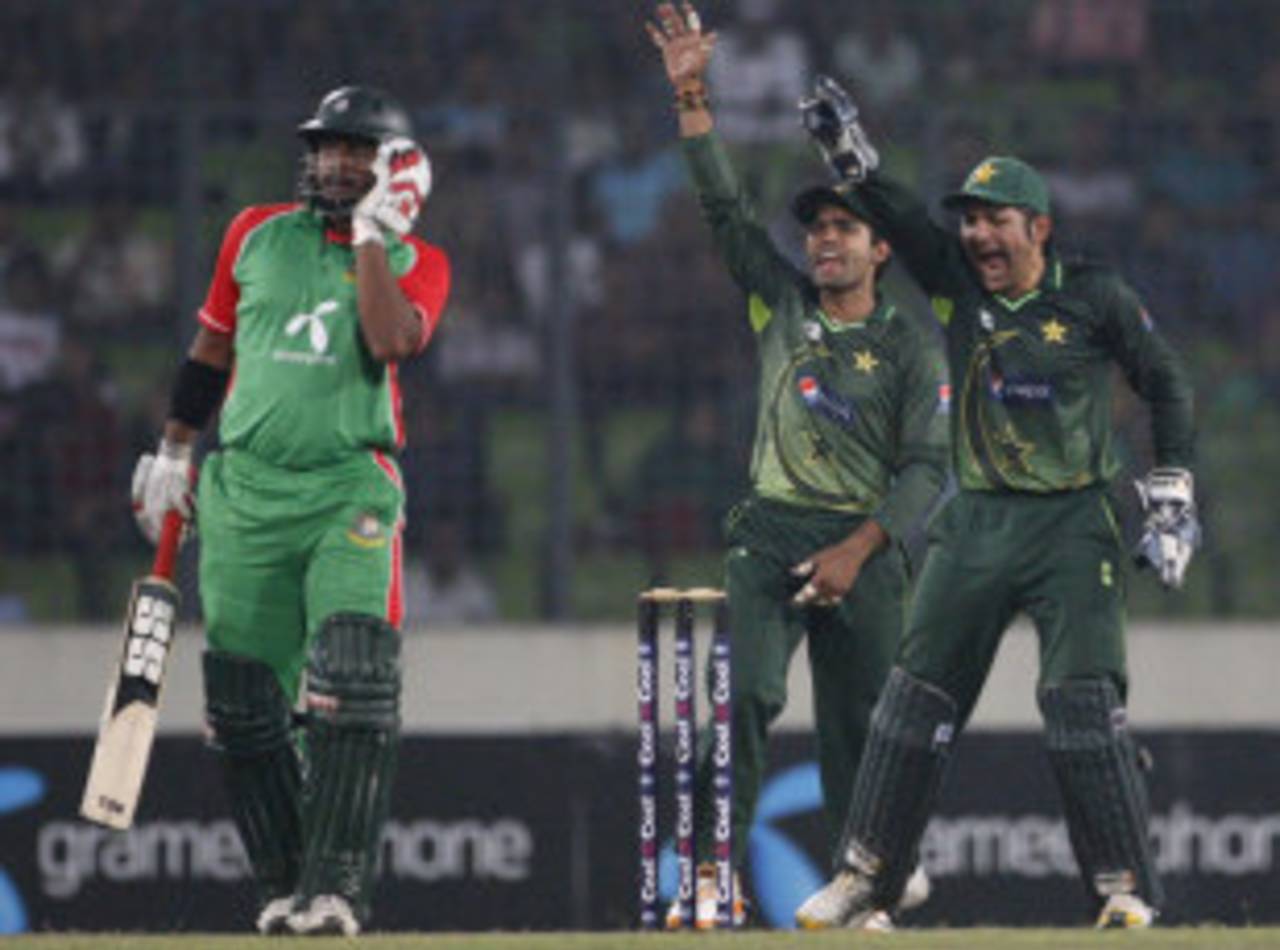 The last full bilateral series between the two teams was when Pakistan toured Bangladesh in late 2011&nbsp;&nbsp;&bull;&nbsp;&nbsp;Associated Press
