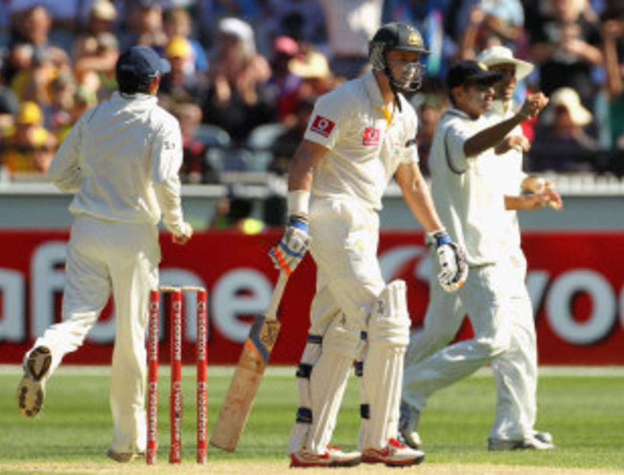 Michael Hussey would not have been dismissed for a first-innings duck had the DRS been in use&nbsp;&nbsp;&bull;&nbsp;&nbsp;Getty Images