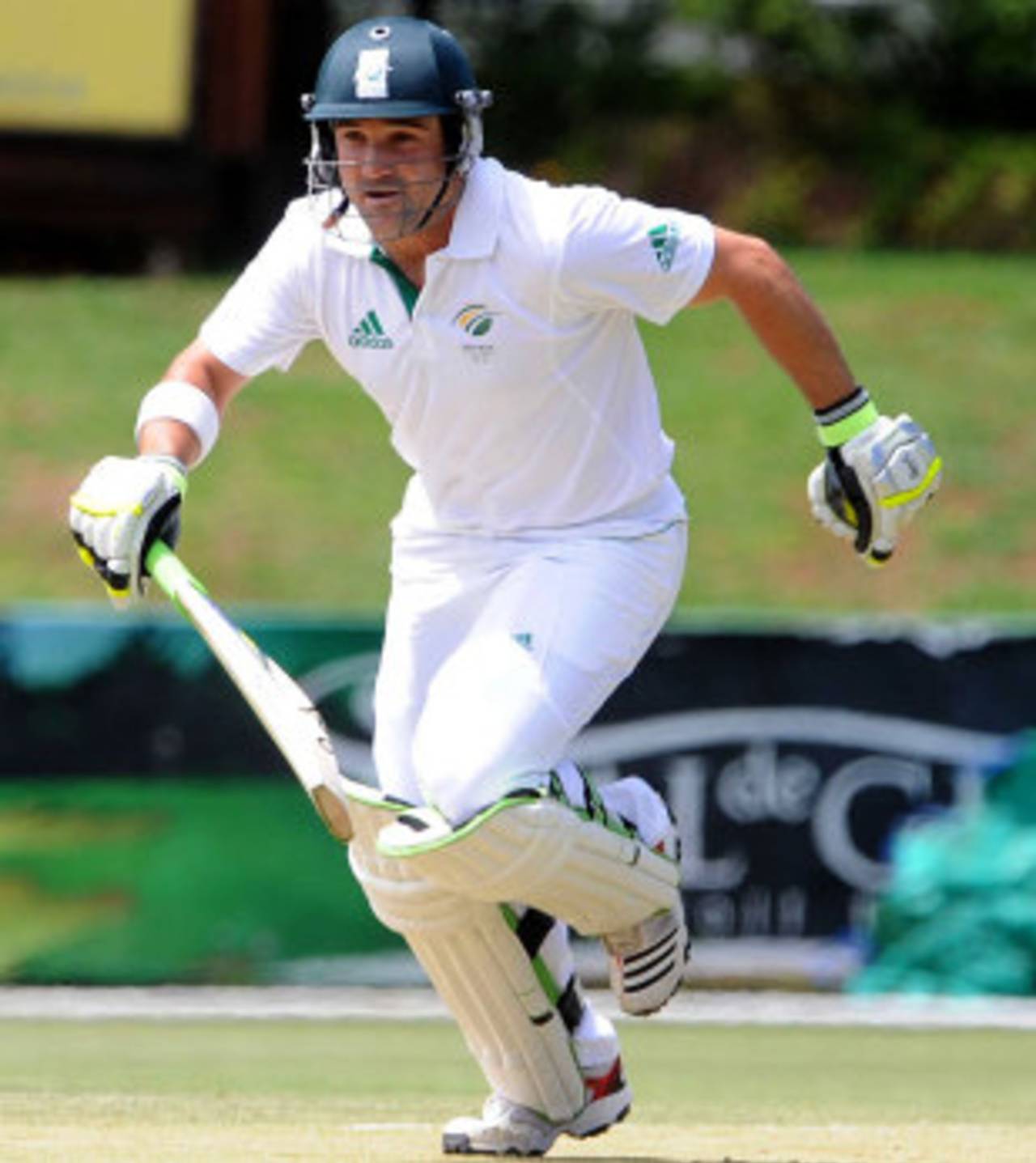 Dean Elgar is among the front-runners to take JP Duminy's place in the squad&nbsp;&nbsp;&bull;&nbsp;&nbsp;Getty Images