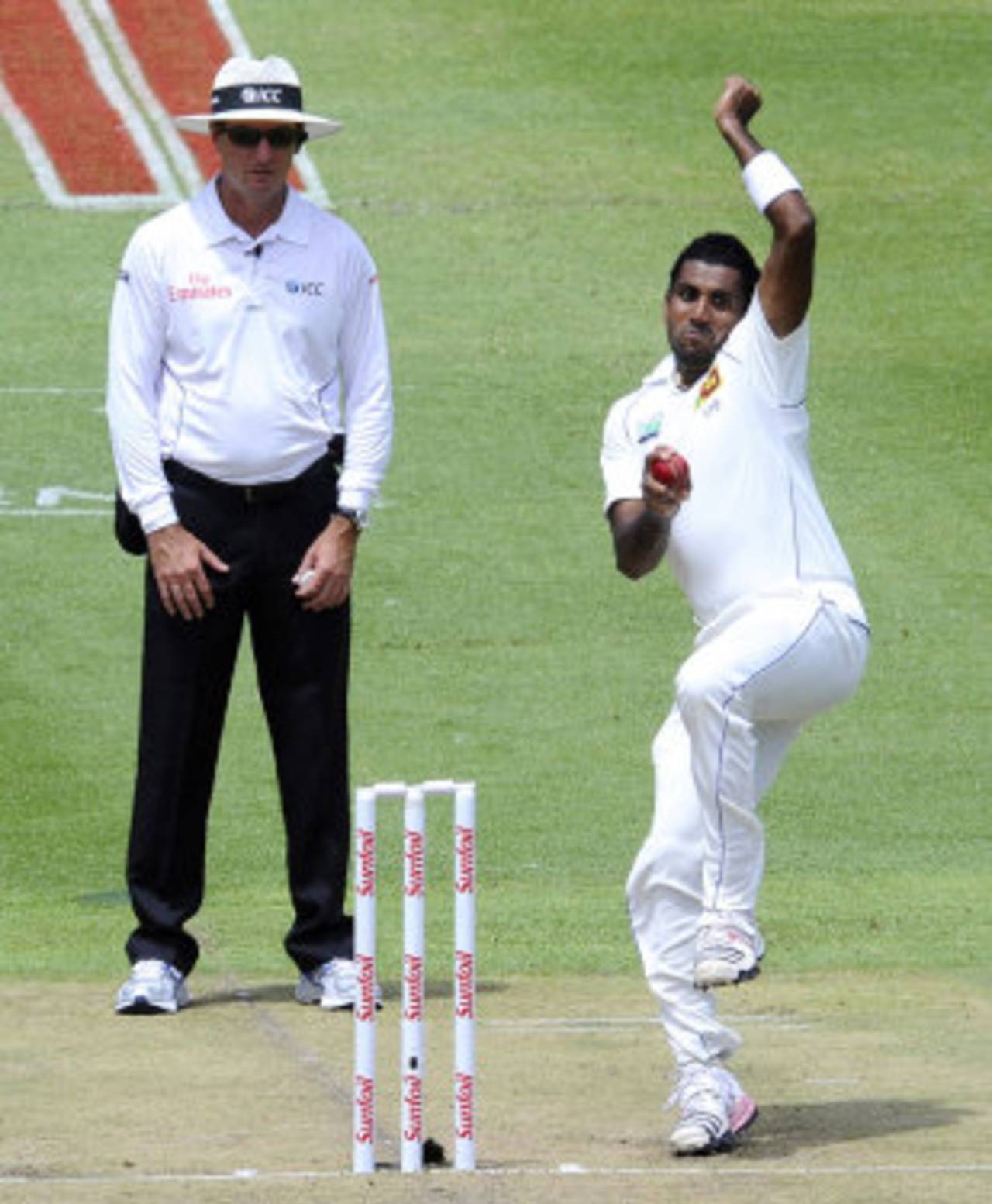 Dhammika Prasad was the most impressive of the Sri Lanka bowlers in the morning, South Africa v Sri Lanka, 3rd Test, Cape Town, 1st day, January 3, 2012