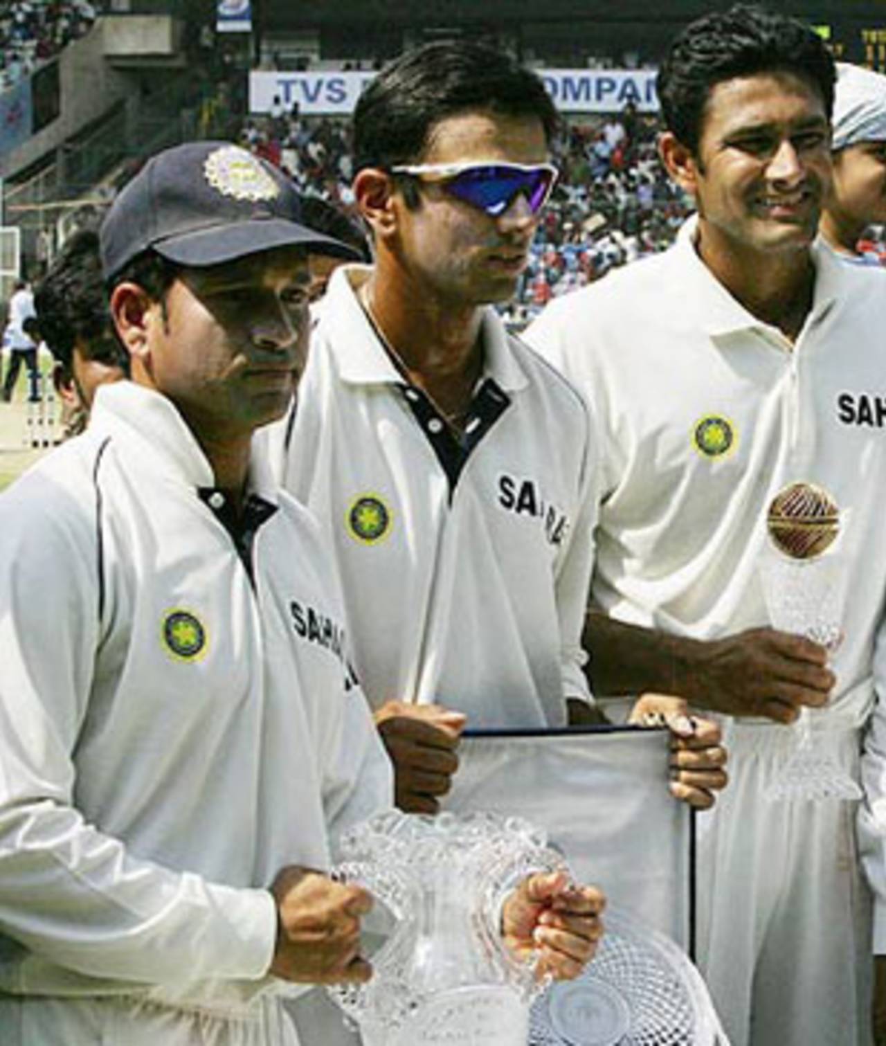 Sachin Tendulkar, Rahul dravid and Anil Kumble were honoured for their individual milestones by Dharam Singh, the Karnataka chief minister, India v Pakistan, 3rd Test, Bangalore, 4th day, March 27, 2005