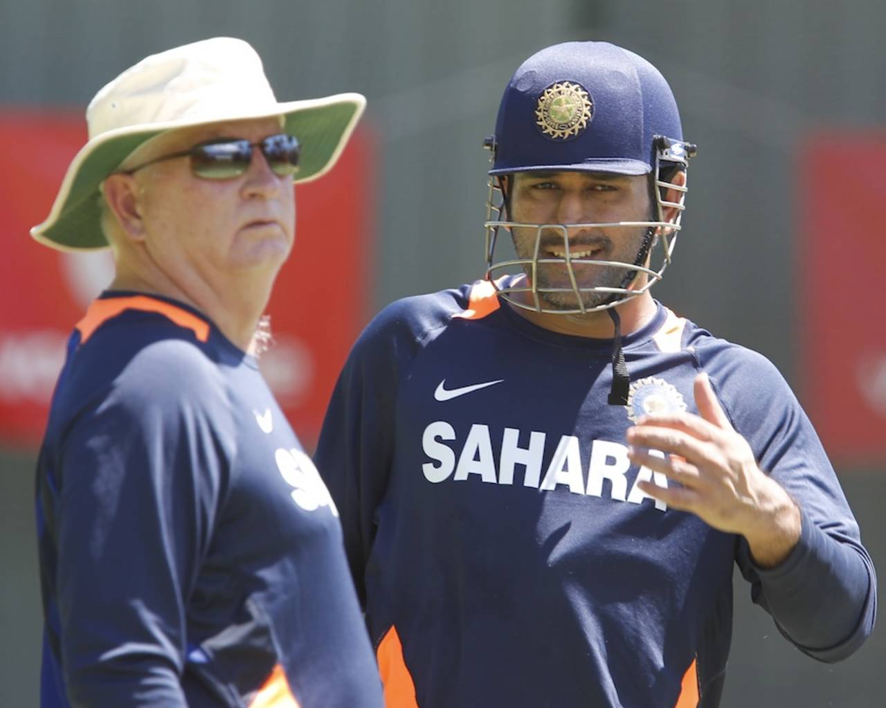 MS Dhoni and Duncan Fletcher during a net session, Perth, January 11, 2012