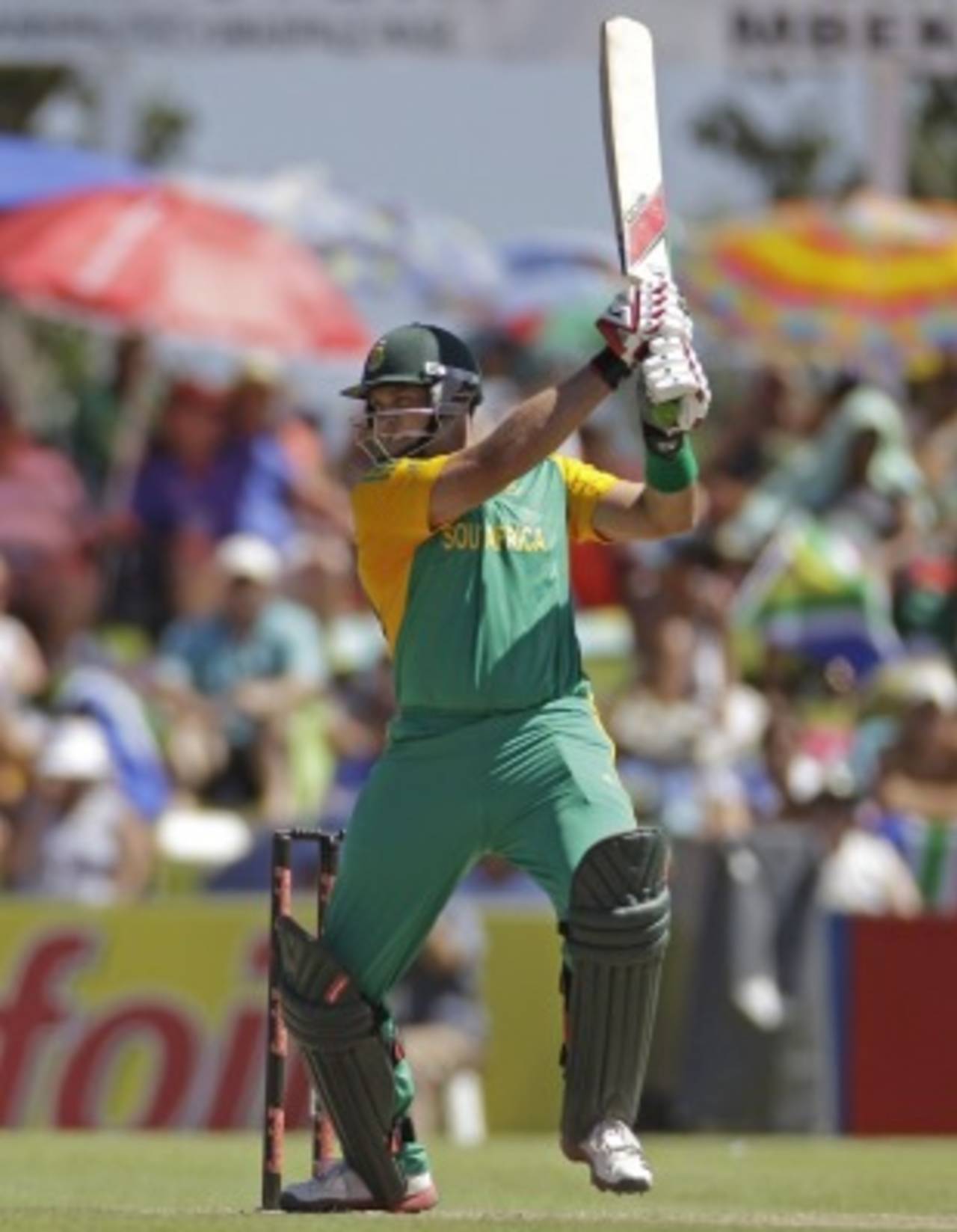 Jacques Kallis powers the ball through the off side, South Africa v Sri Lanka, 1st ODI, Paarl, January 11, 2012