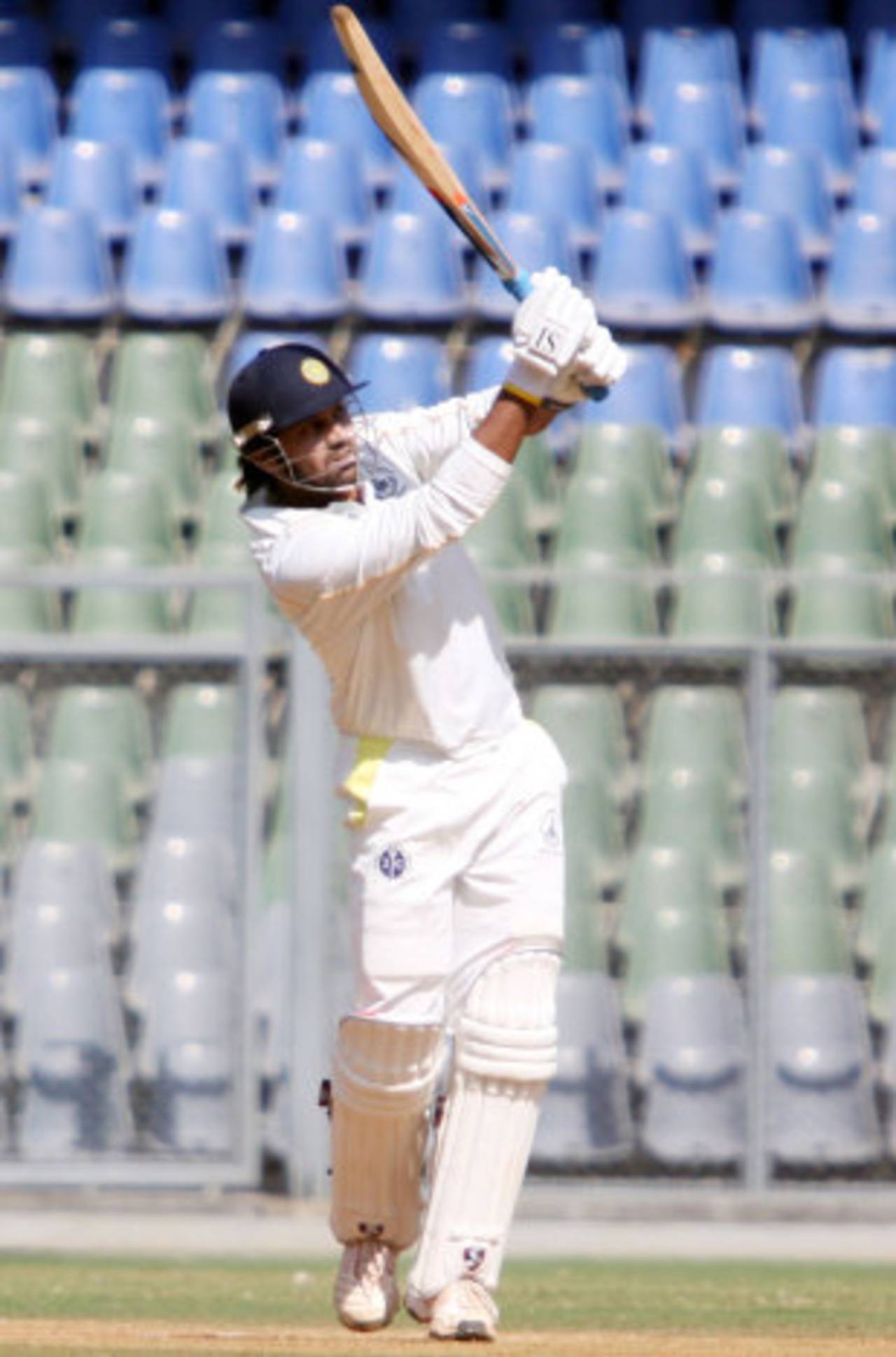M Vijay lofts through the leg side en route to his century, Mumbai v Tamil Nadu, 2nd semi-final, Ranji Trophy 2011-12, Mumbai, 3rd day, January 12, 2012