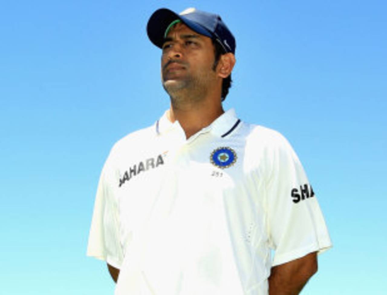 MS Dhoni at the presentation ceremony after the Perth Test, Australia v India, 3rd Test, Perth, 3rd day, January 15, 2012