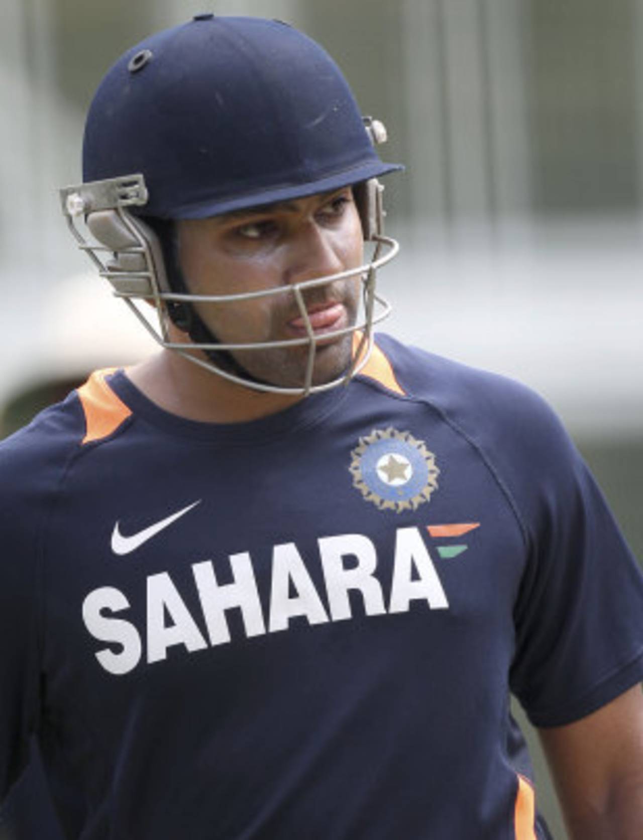 Rohit Sharma gets ready to bat at the nets, Sydney, January 31, 2012