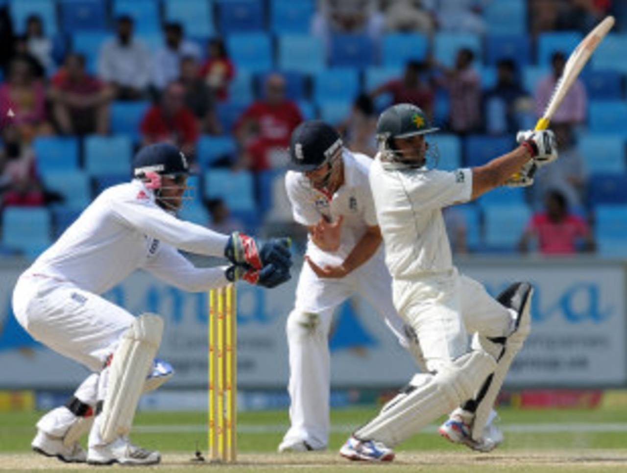 Azhar Ali spanks a short ball through the off side, Pakistan v England, 3rd Test, Dubai, 2nd day, February 4, 2012