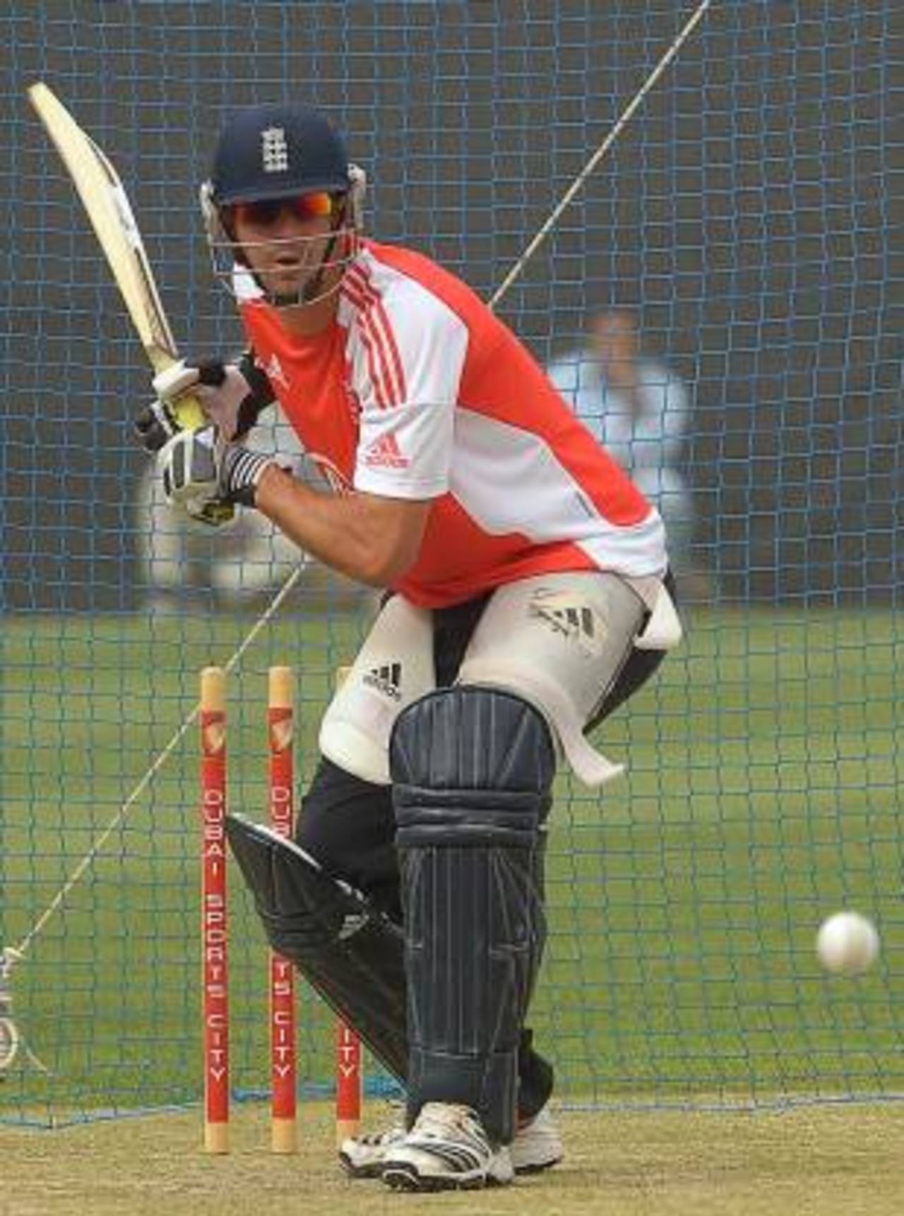 Kevin Pietersen batted with sunglasses on during England nets due to a sandstorm in Dubai&nbsp;&nbsp;&bull;&nbsp;&nbsp;AFP